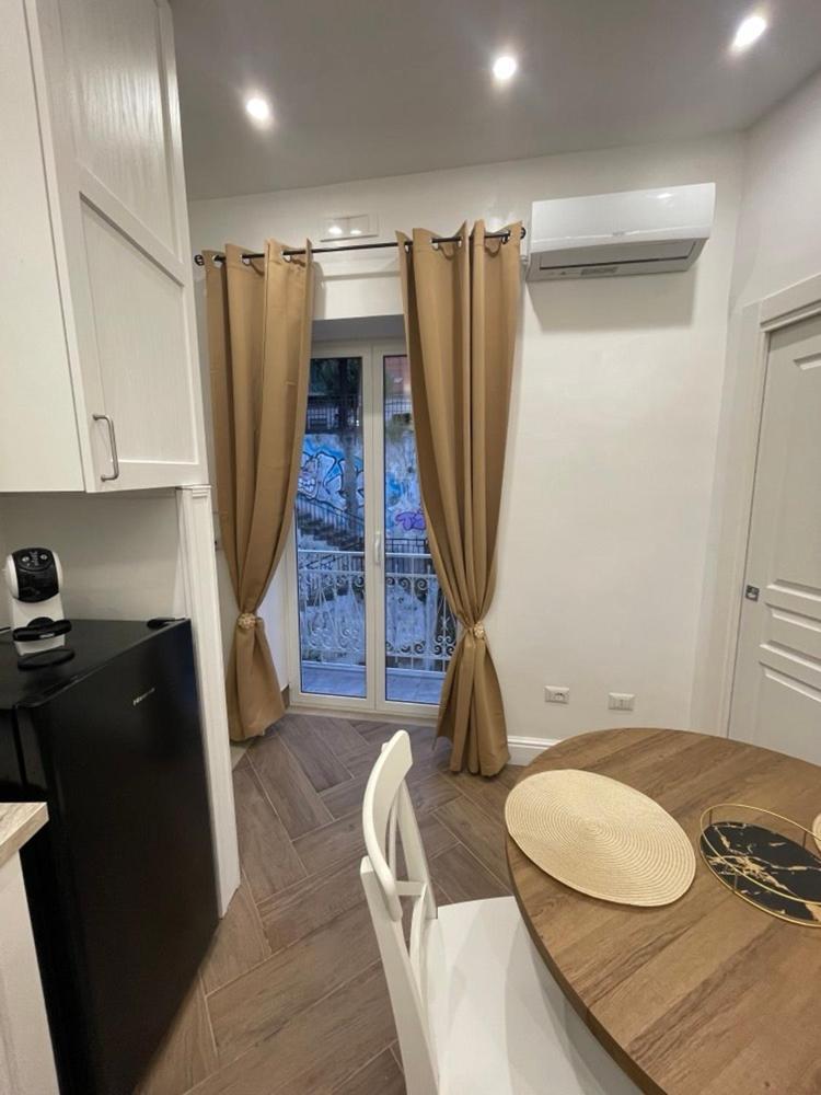 Apartment Santamonicaappartaments2 Naples
