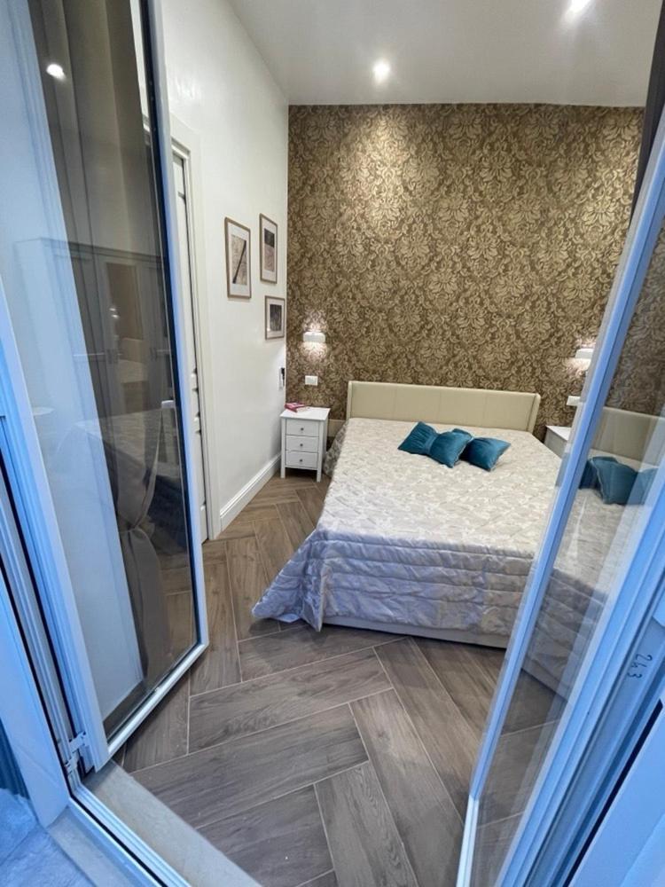 Santamonicaappartaments2 Apartment Naples