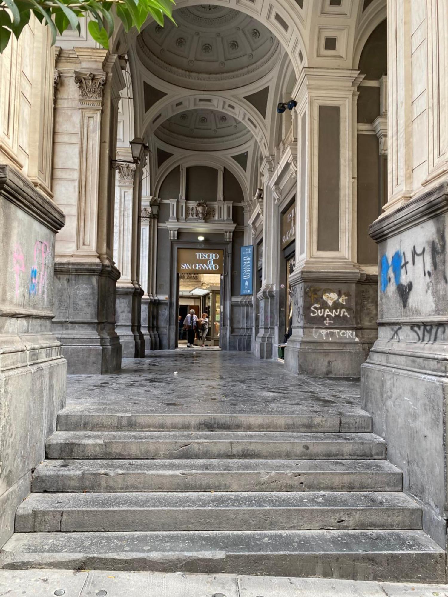 Civico 22 Silvestre Bed & Breakfast Naples