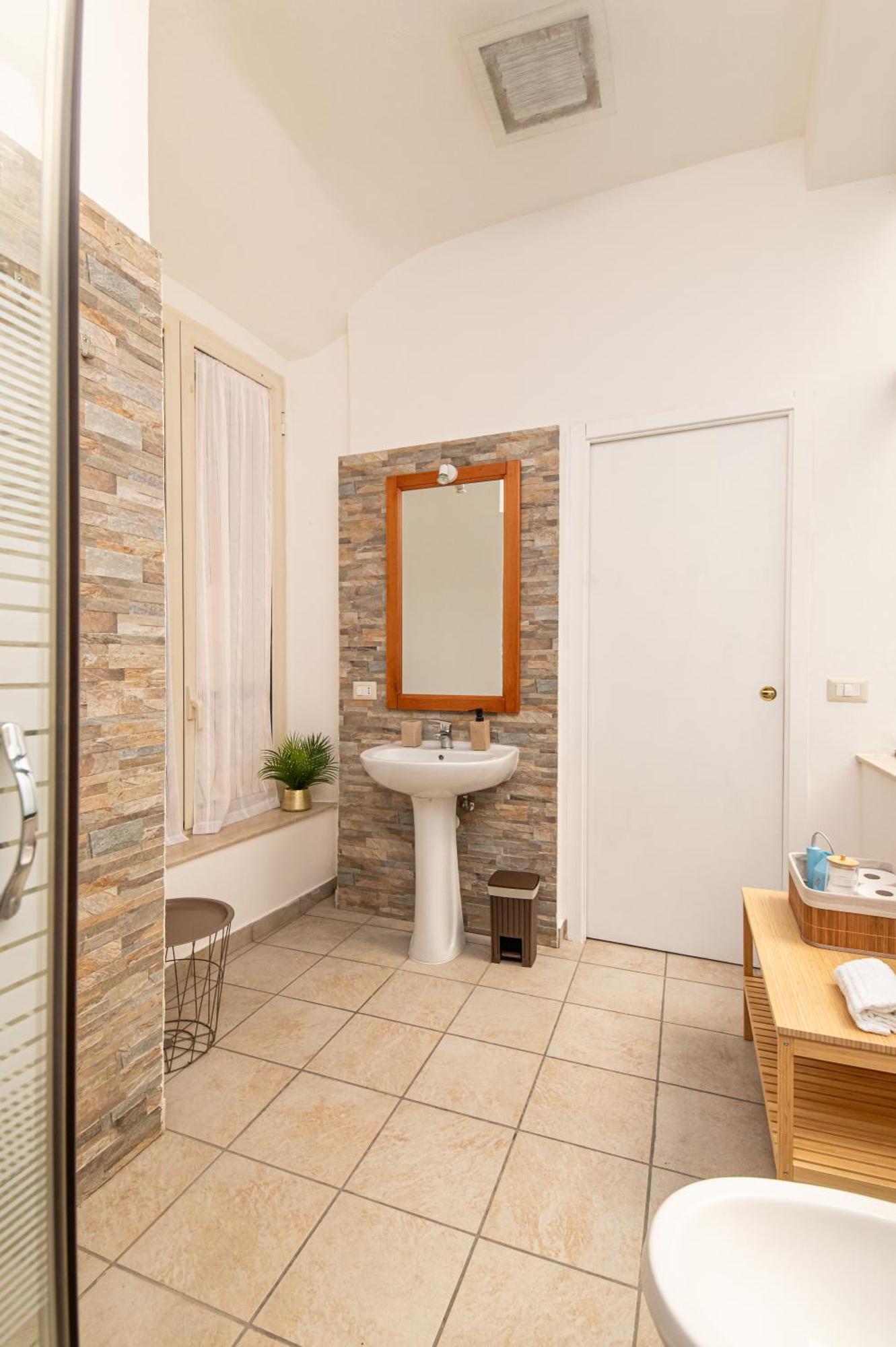 Guest house Casa Megaride