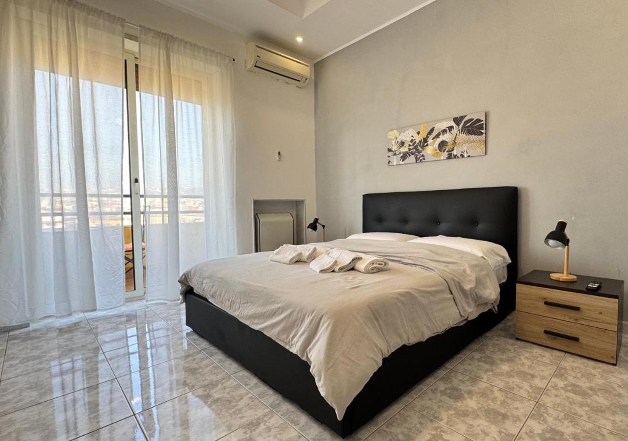 Corso Novara - 8 Posti Letto E Self Check-In Vicino La Stazione Centrale Di Napoli