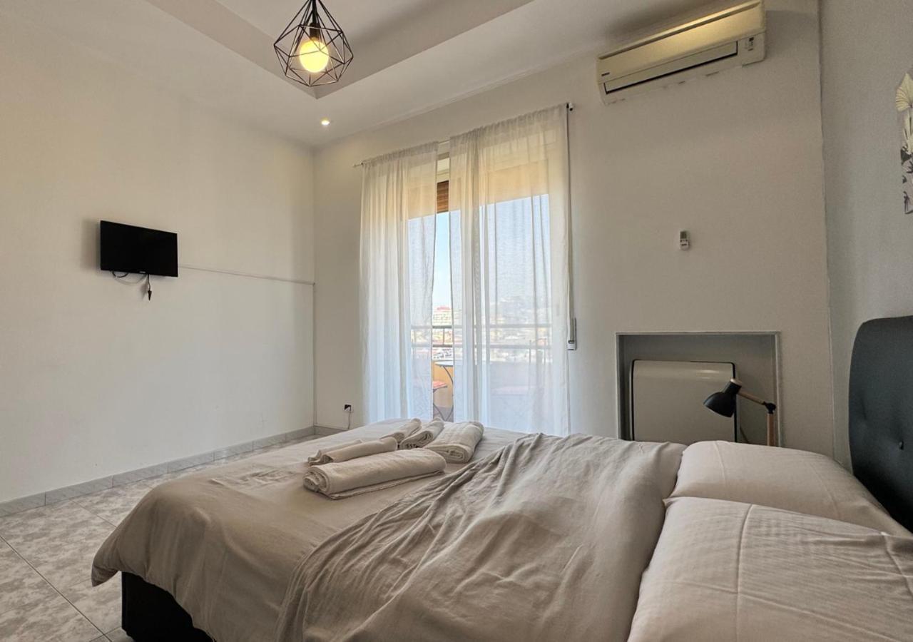 Corso Novara - 8 Posti Letto E Self Check-In Vicino La Stazione Centrale Di Napoli * Naples