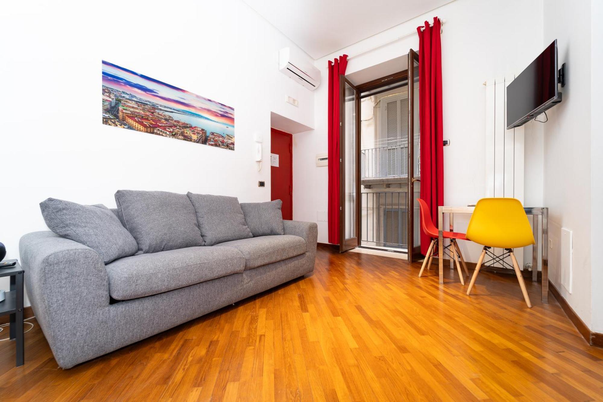 Spanish Quarters - Just Steps From Toledo Metro!! *
