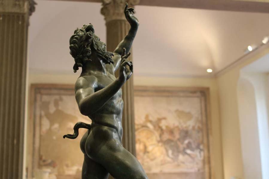 Apartment Maria Rosaria A Santa Chiara Spaccanapoli Naples