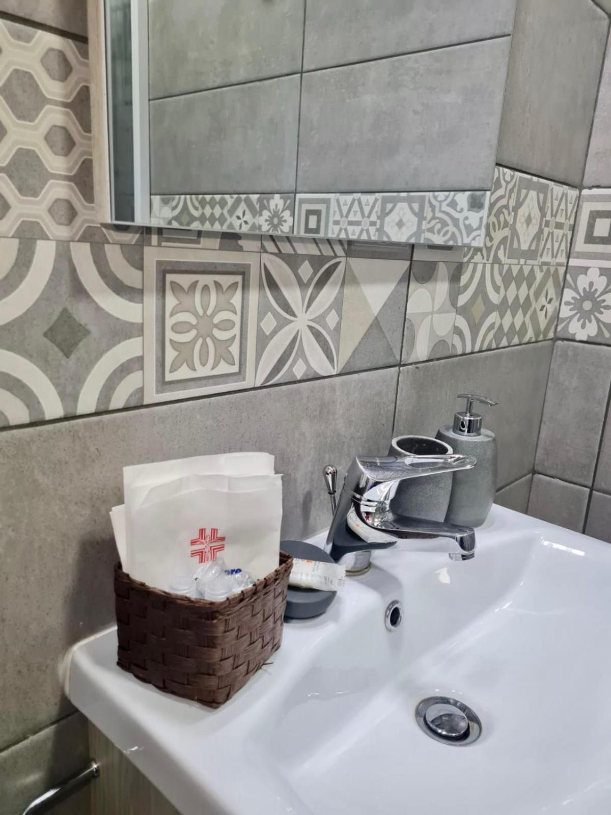 Clale Guest house