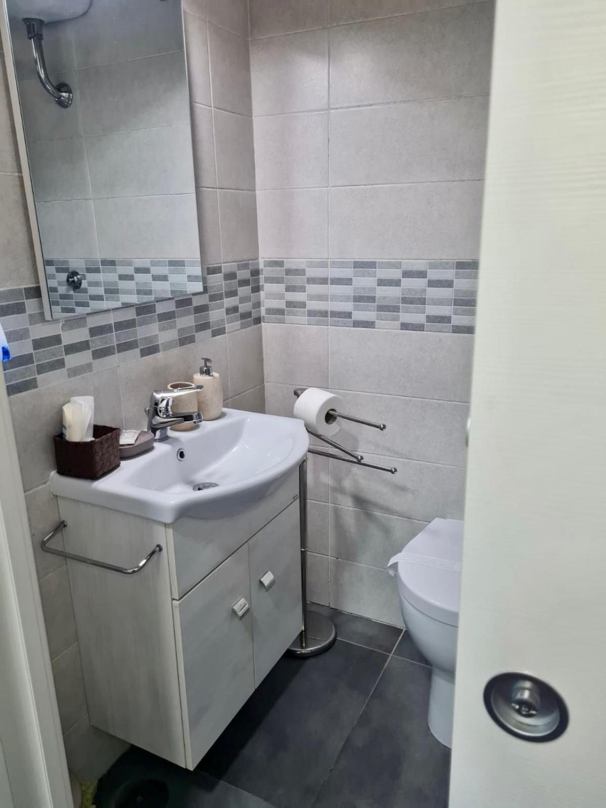 Clale Guest house *