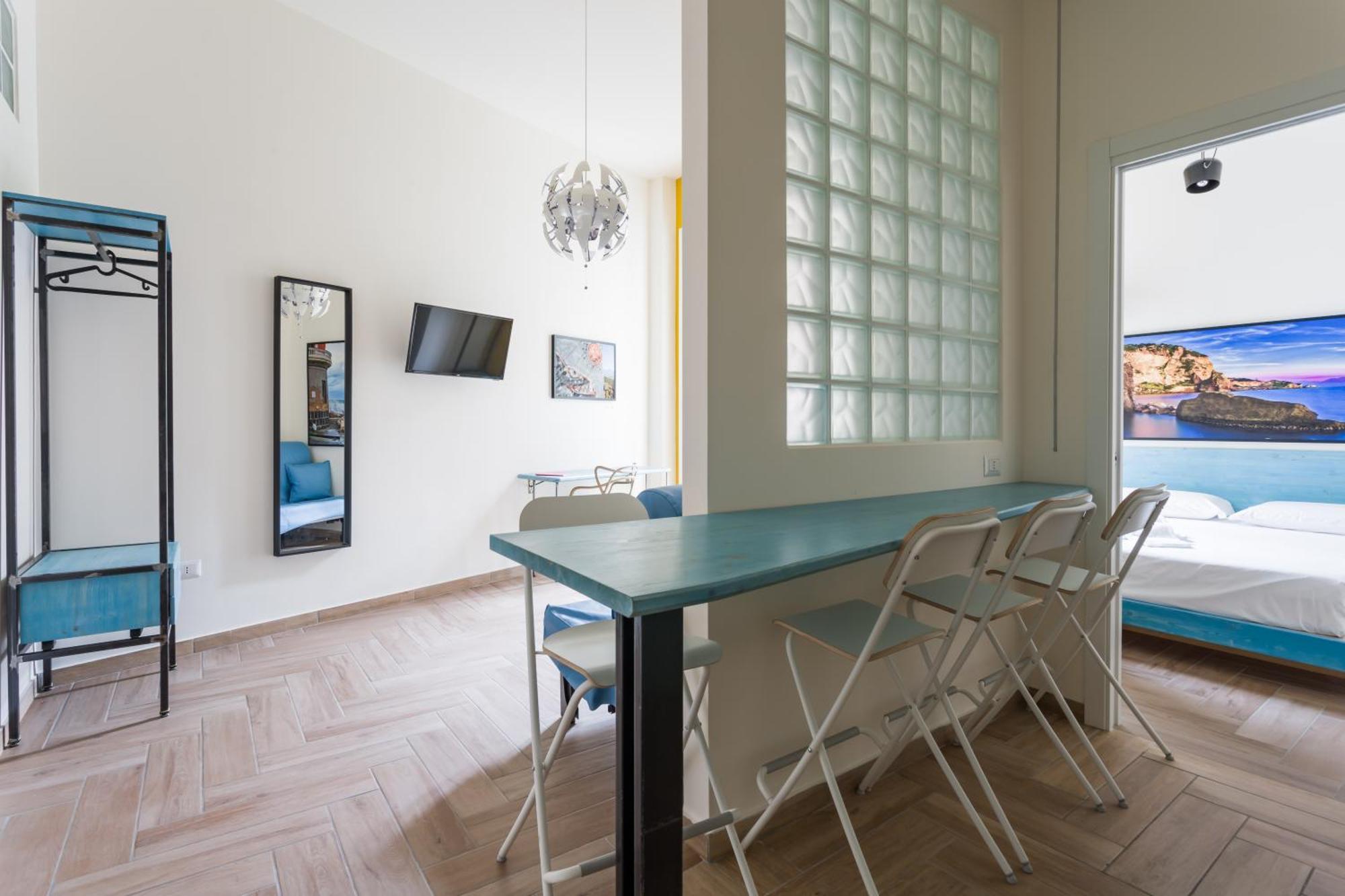 Aparthotel Station Housing By Dimorra Naples