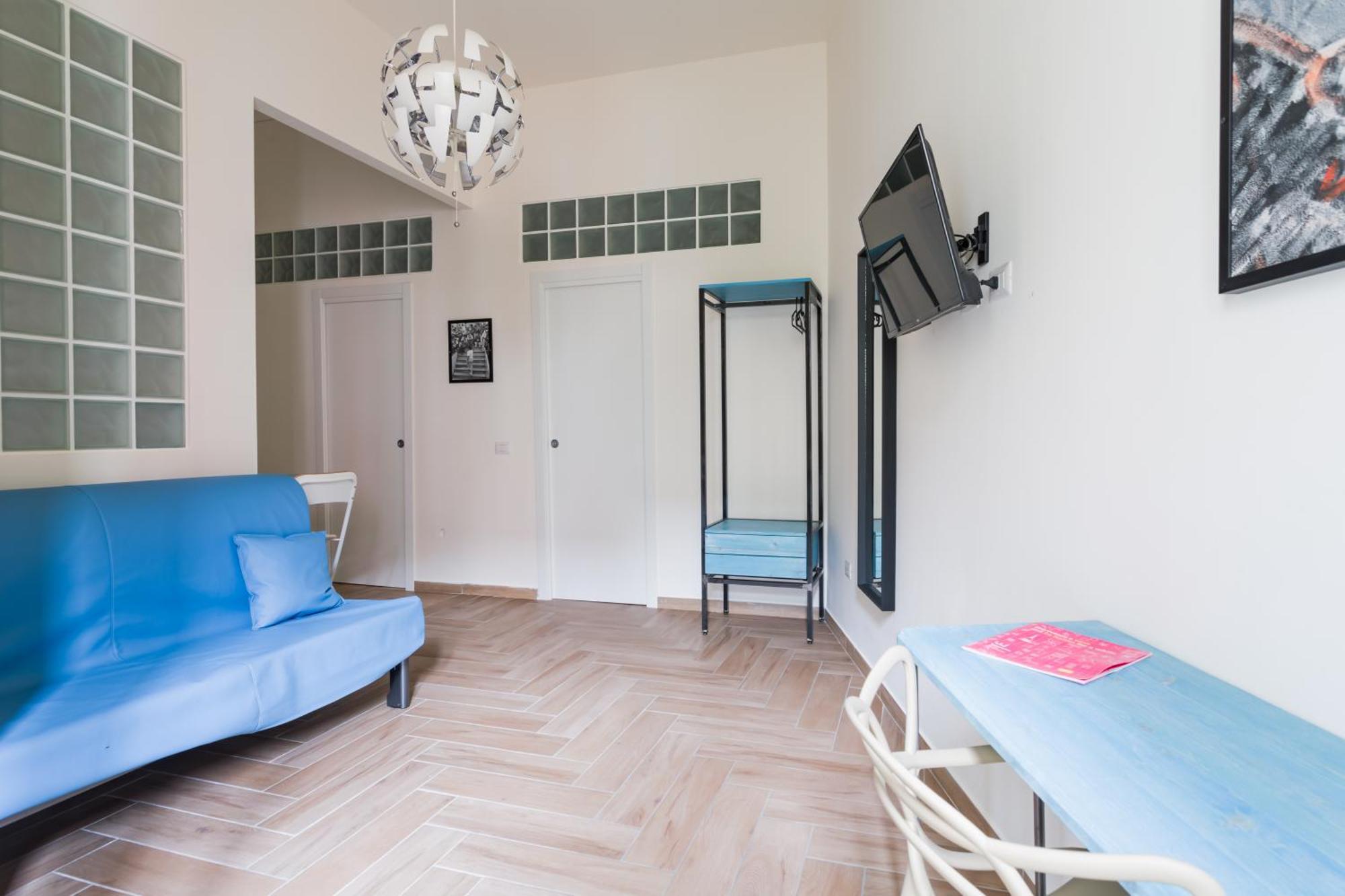 Aparthotel Station Housing By Dimorra Naples