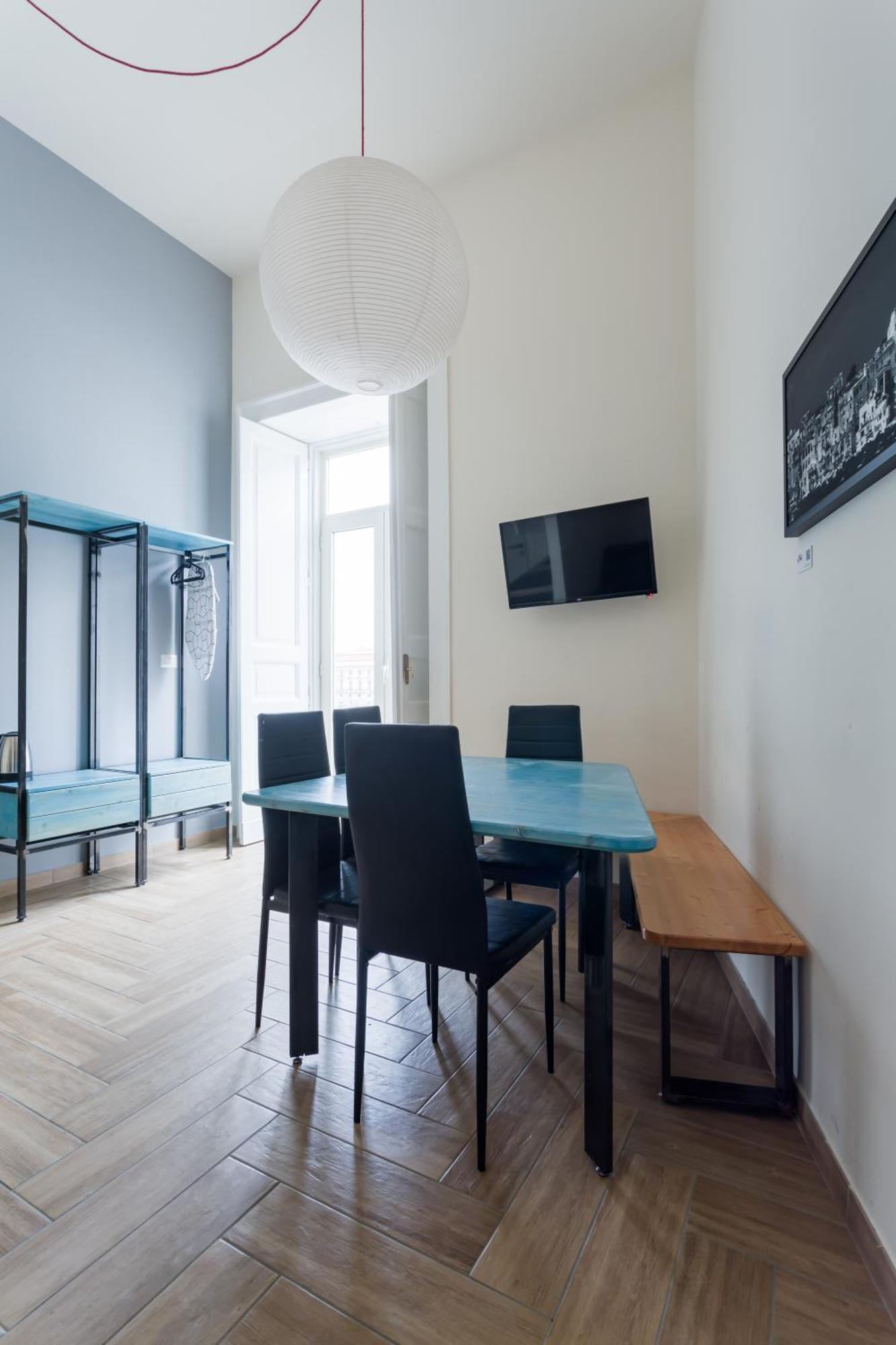 Station Housing By Dimorra Aparthotel Naples