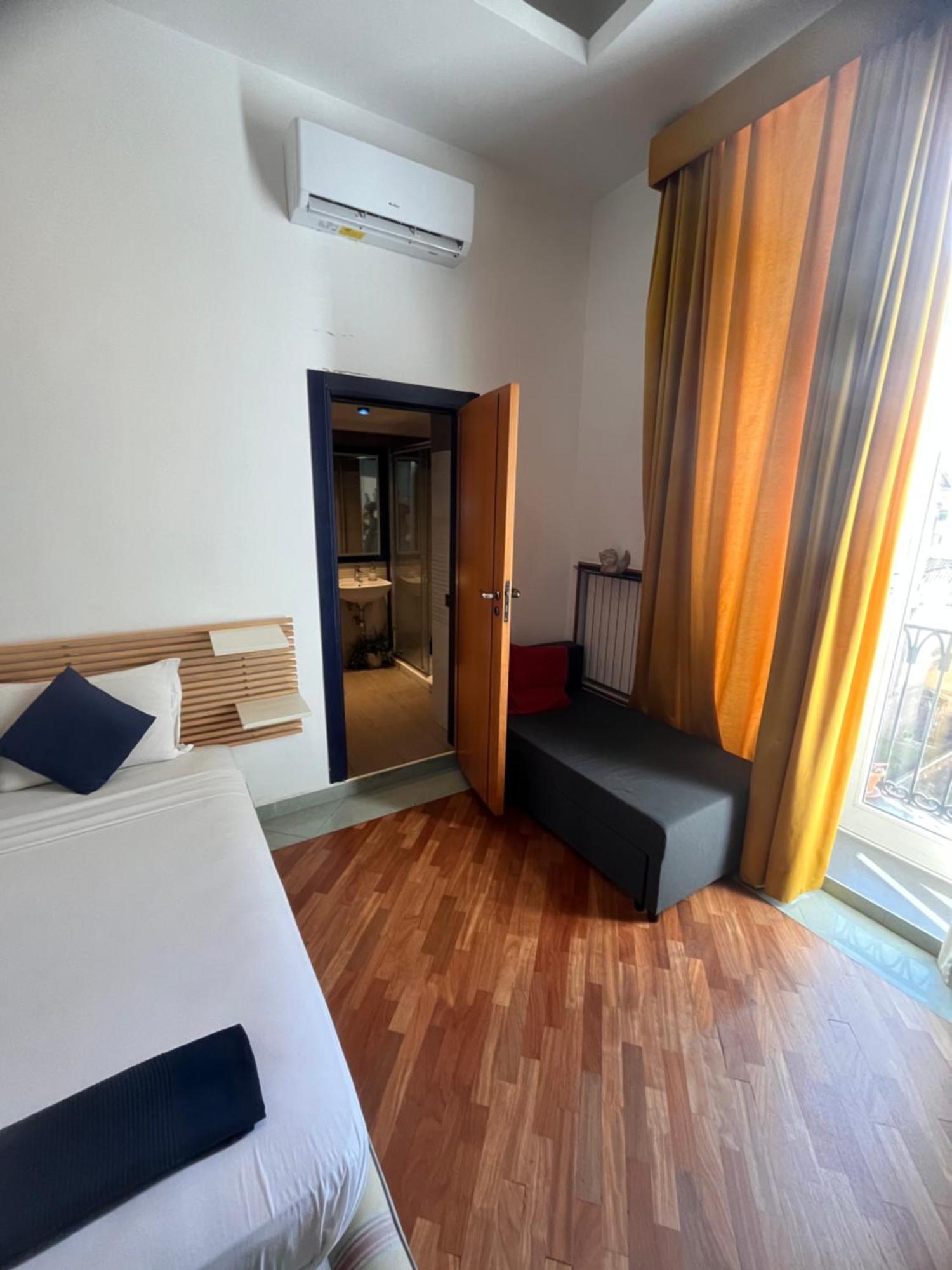 Lanova21 Bed & Breakfast Naples