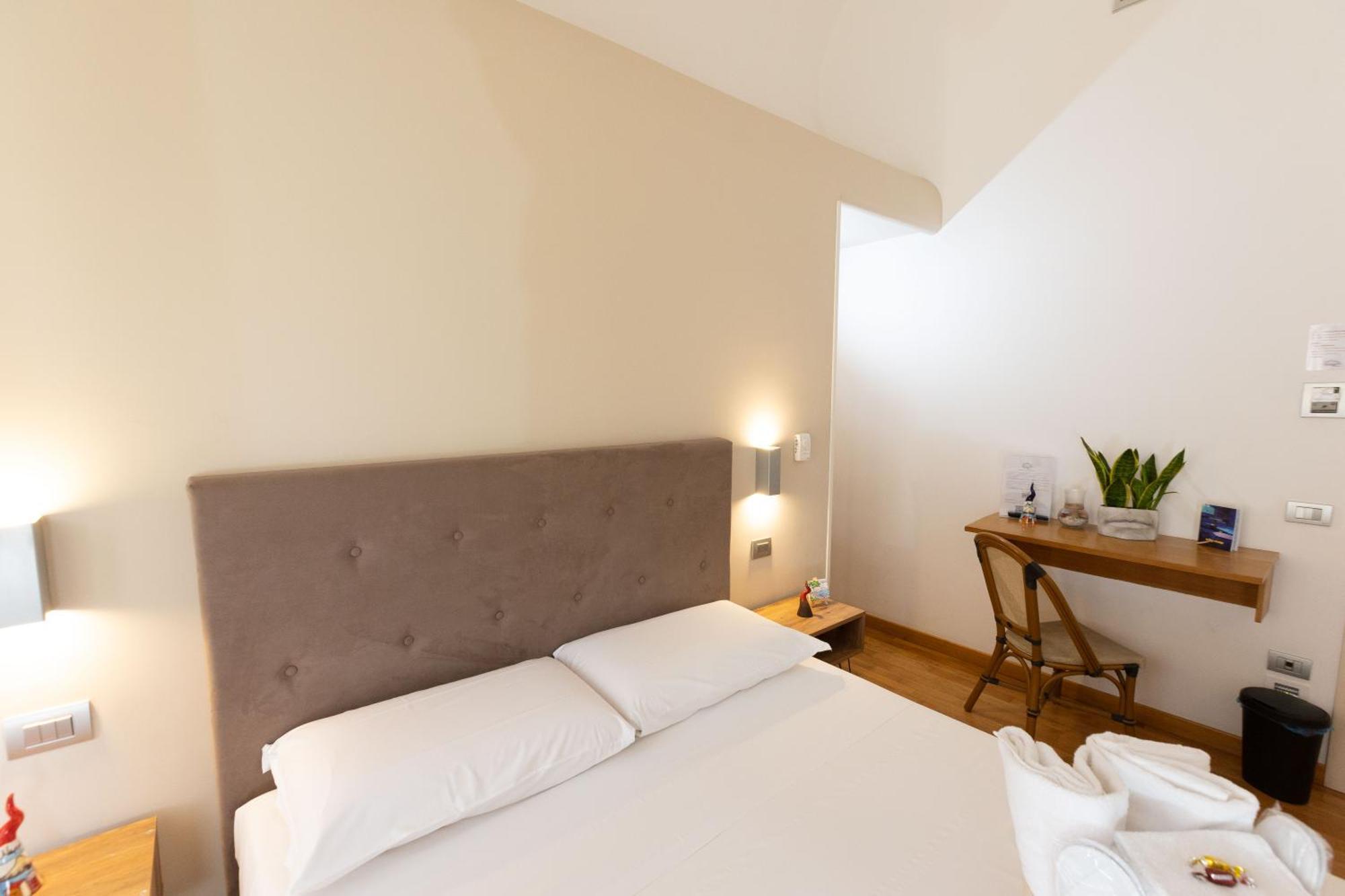 Lungomare & Bed & Breakfast Naples