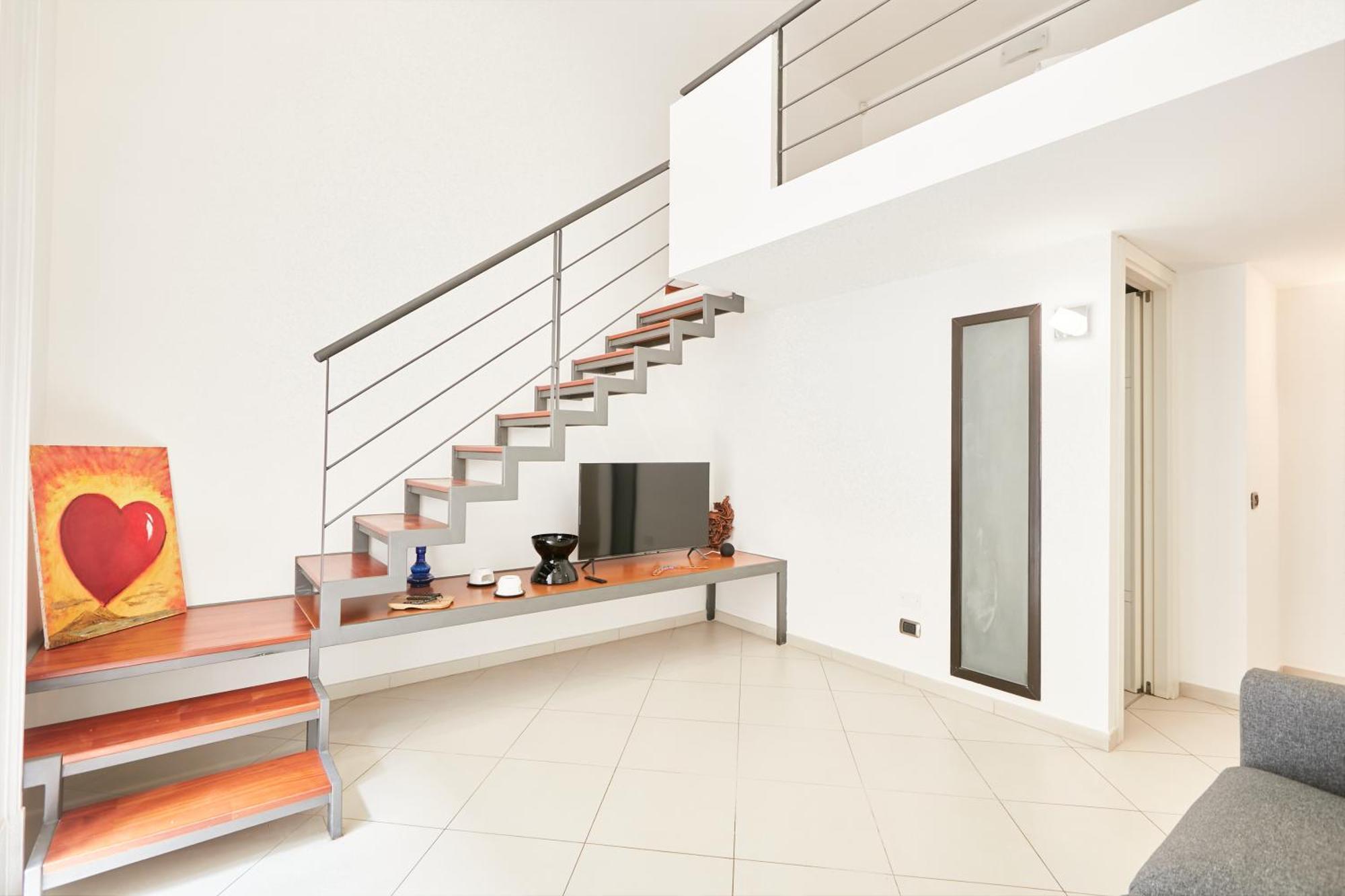 Apartment Design & Duplex At National Museum