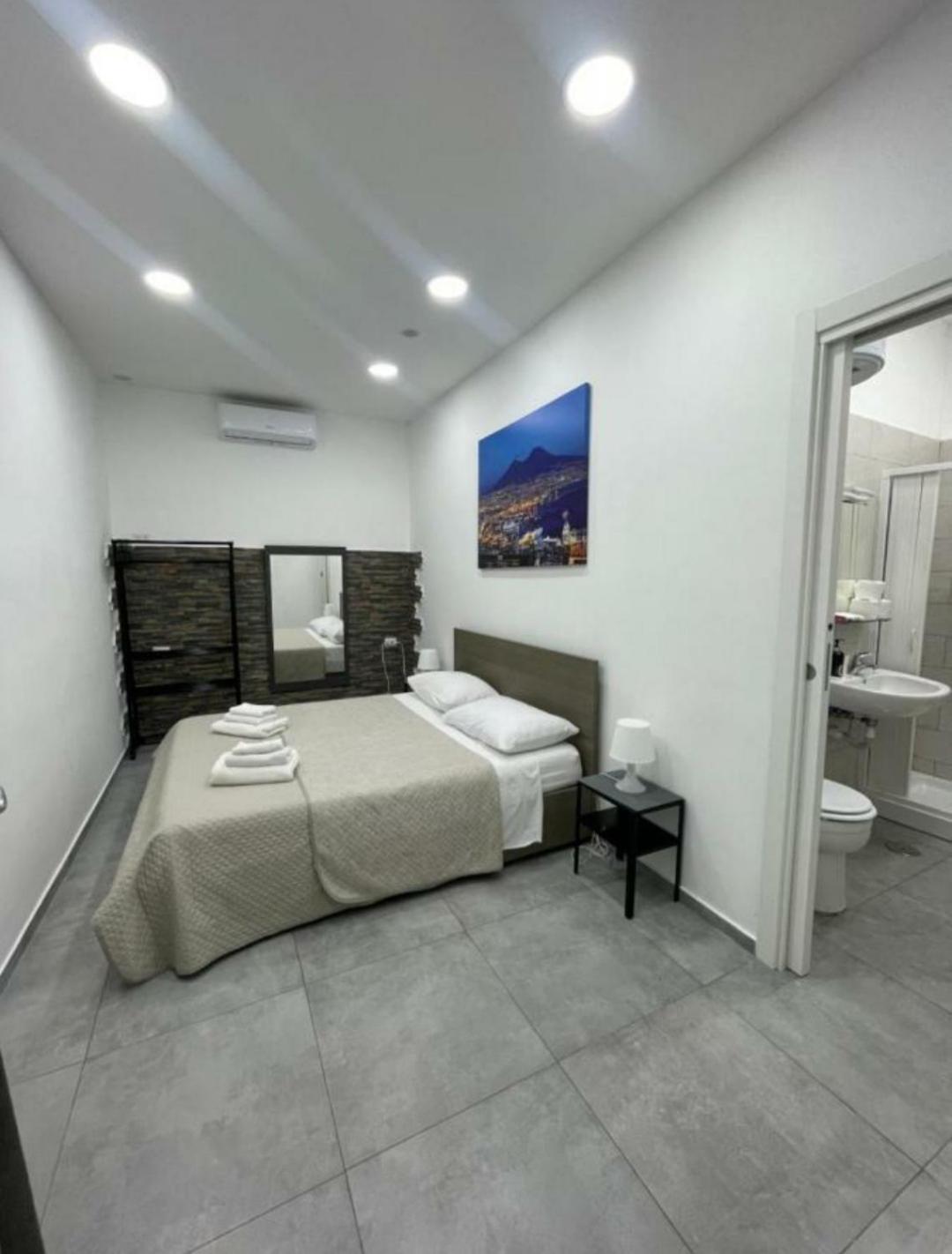 Cuore Delle Zite Bed & Breakfast Naples
