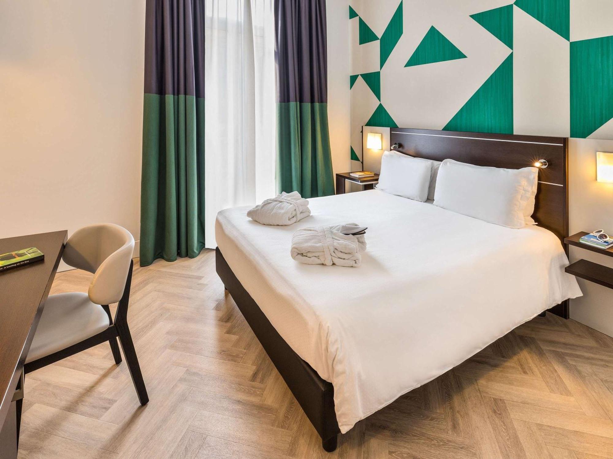 Hotel Mercure Centro Angioino Naples