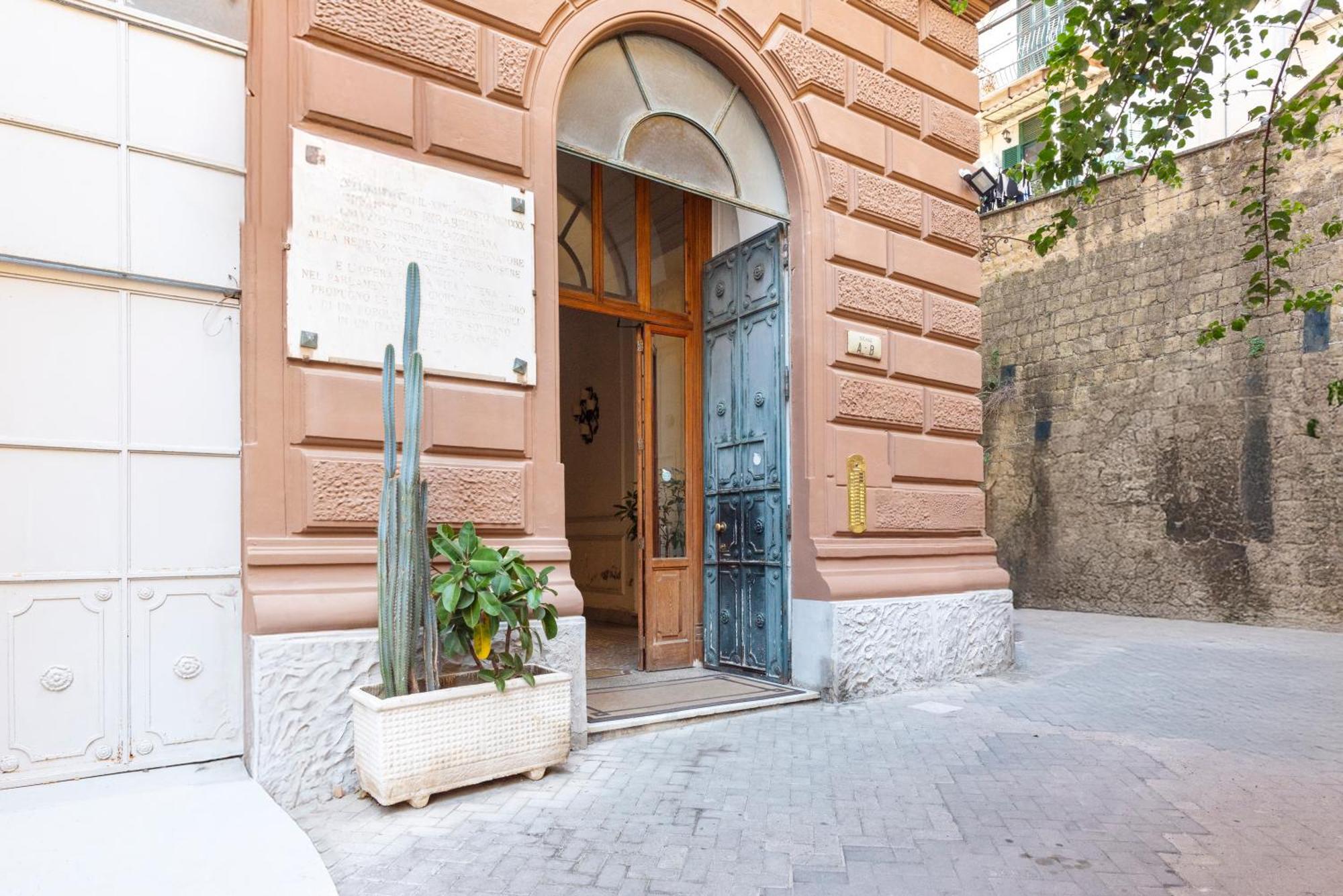 Le Stanze Dei Mille Naples