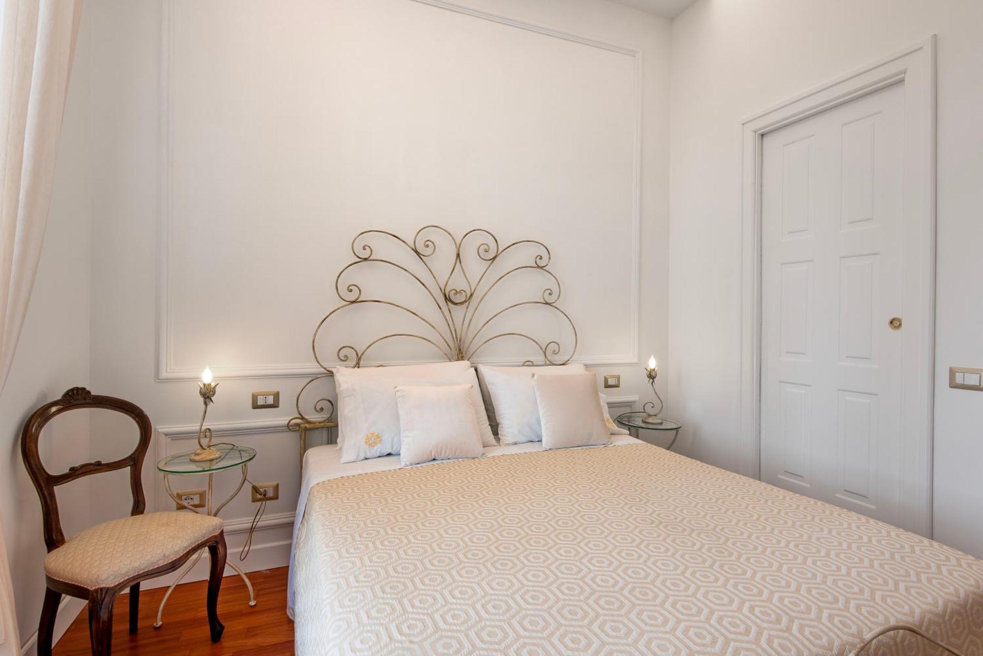 Residenza Borbonica Bed & Breakfast
