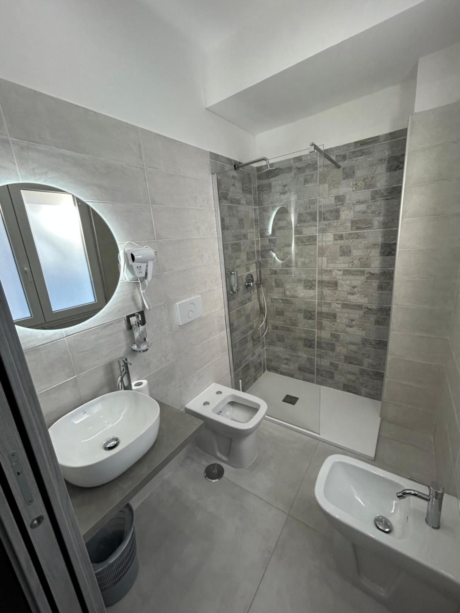 Skycity 2 Guest house *