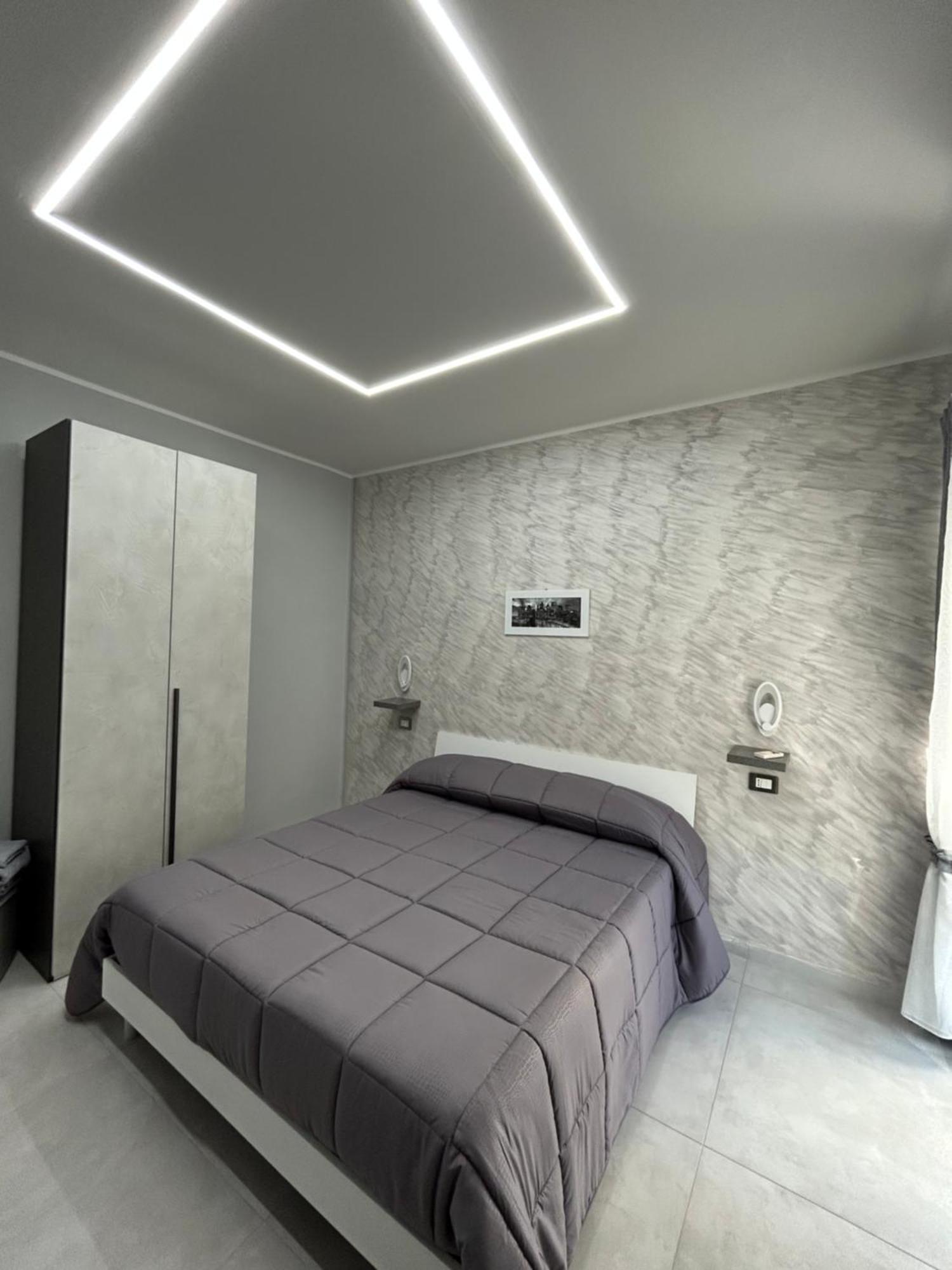 Guest house Skycity 2 *