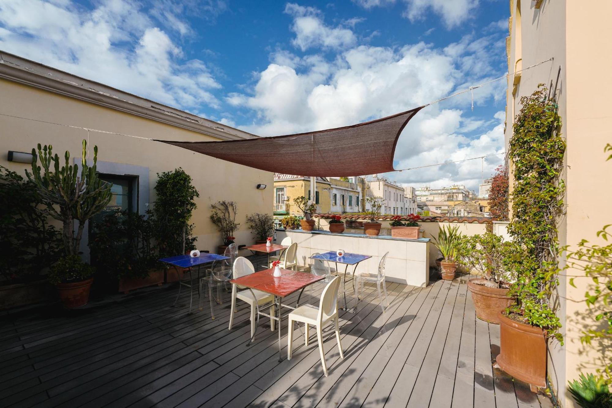 Bed & Breakfast Attico Partenopeo Naples