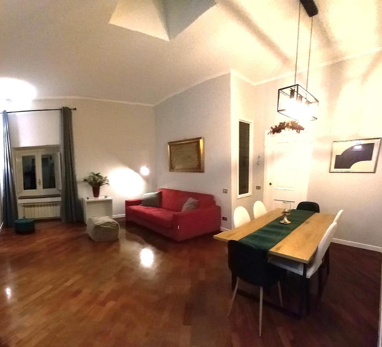 Nilo 28 House *
