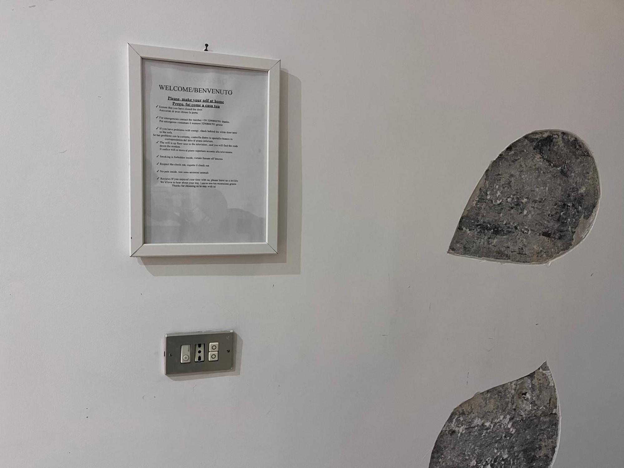 Apartment International Garibaldi * Naples
