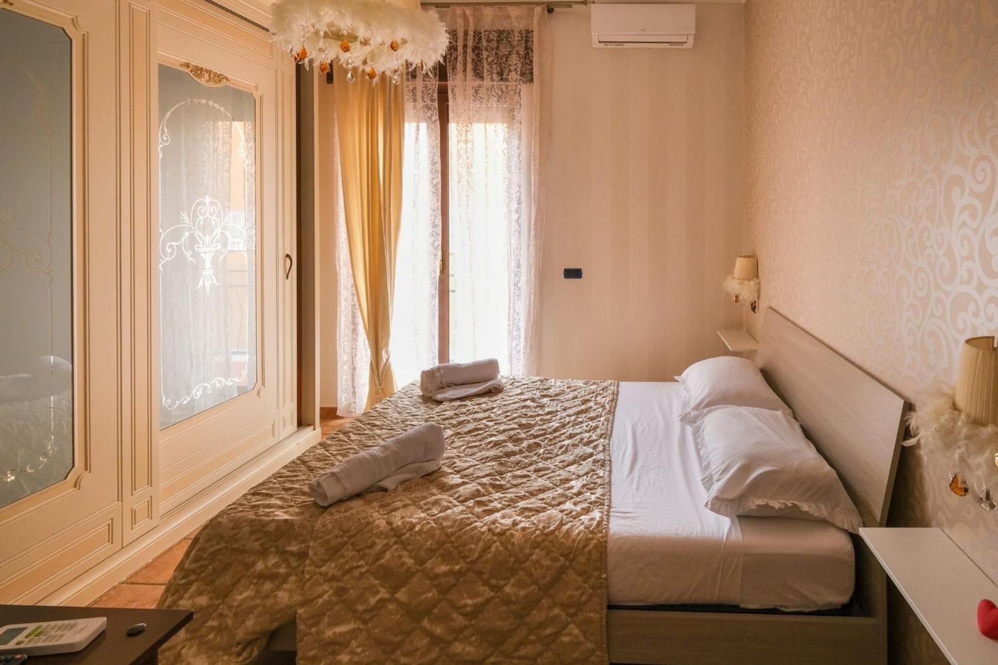 Mg Luxury Naples