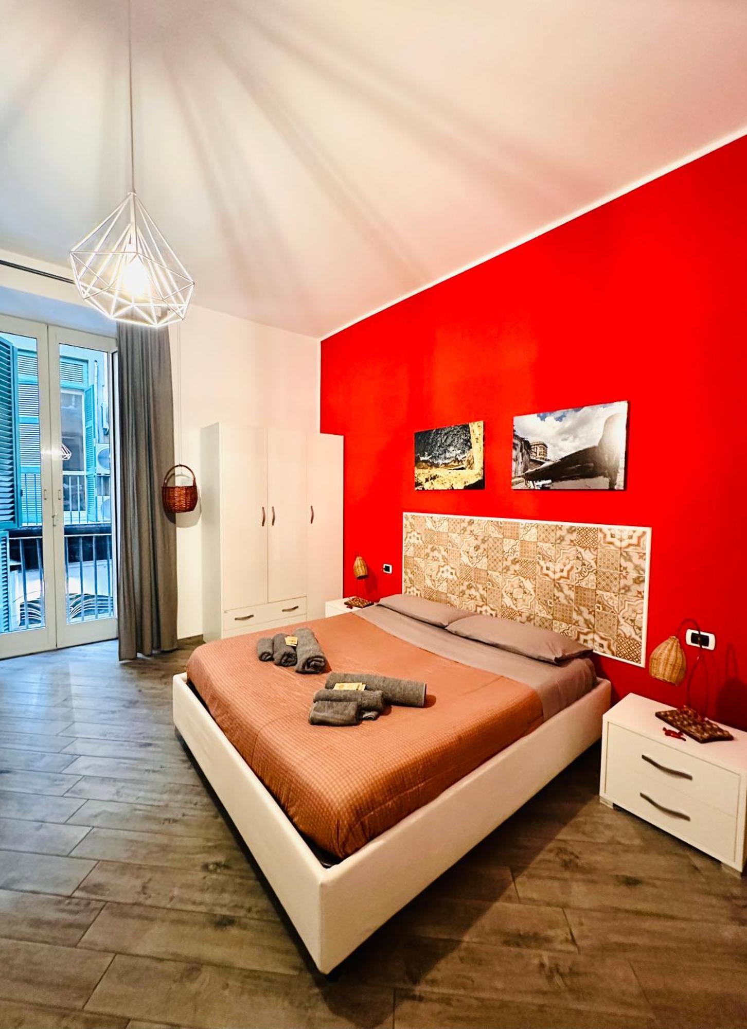 Cosmoneapolitan Bed & Breakfast 2*