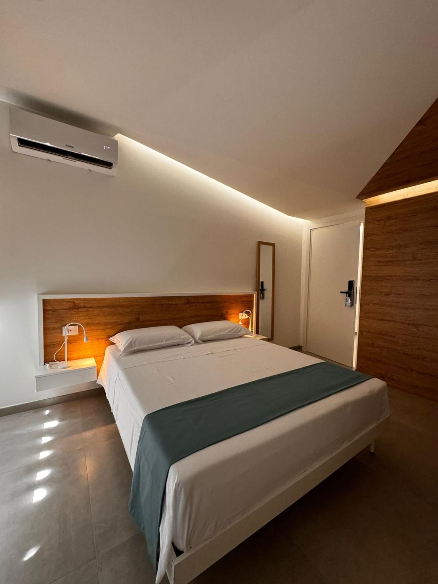 Space Tower Bed & Breakfast Naples