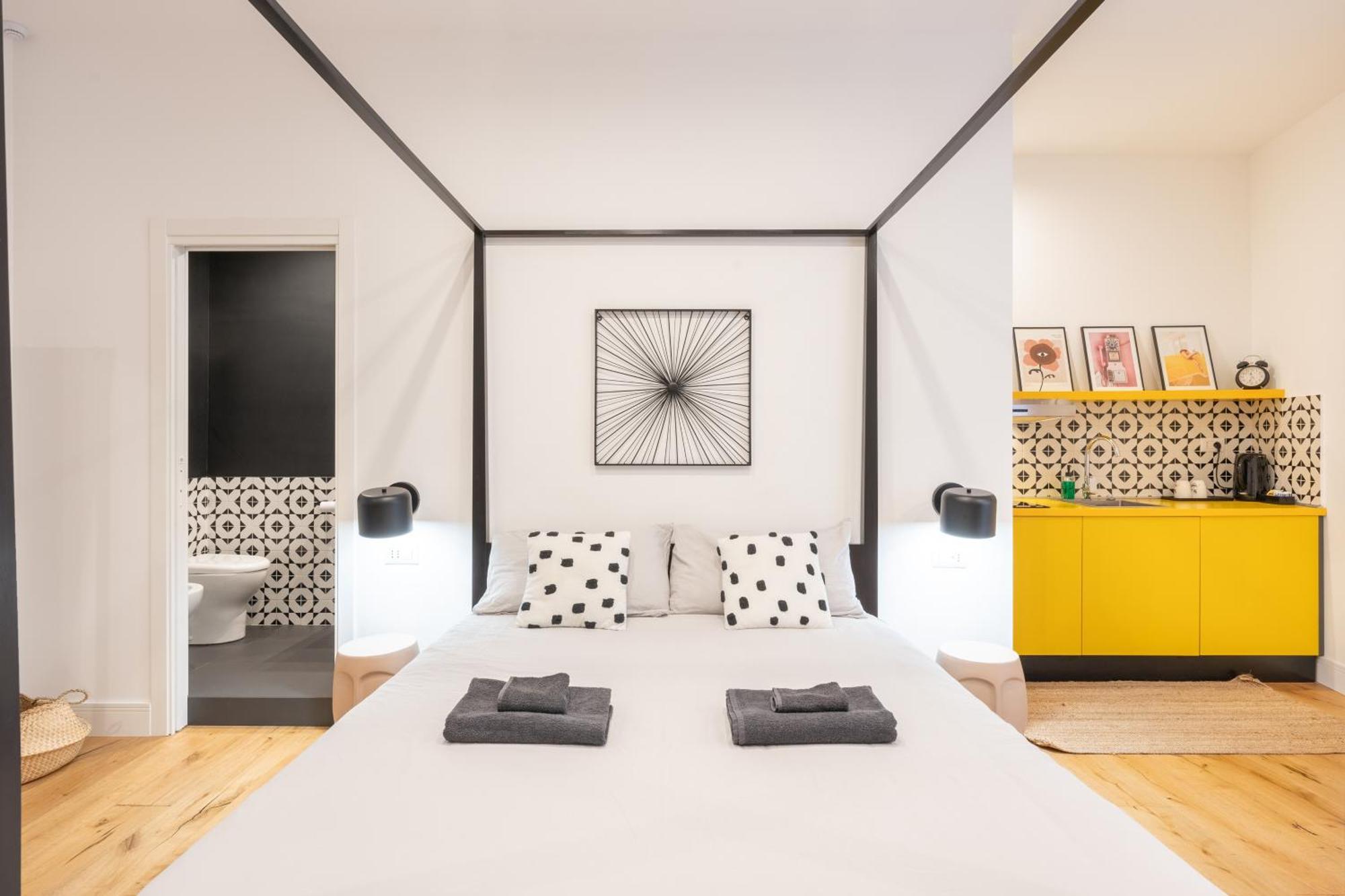 Bed & Breakfast The Idyll Boutique - In Napoli's Spanish Quarters