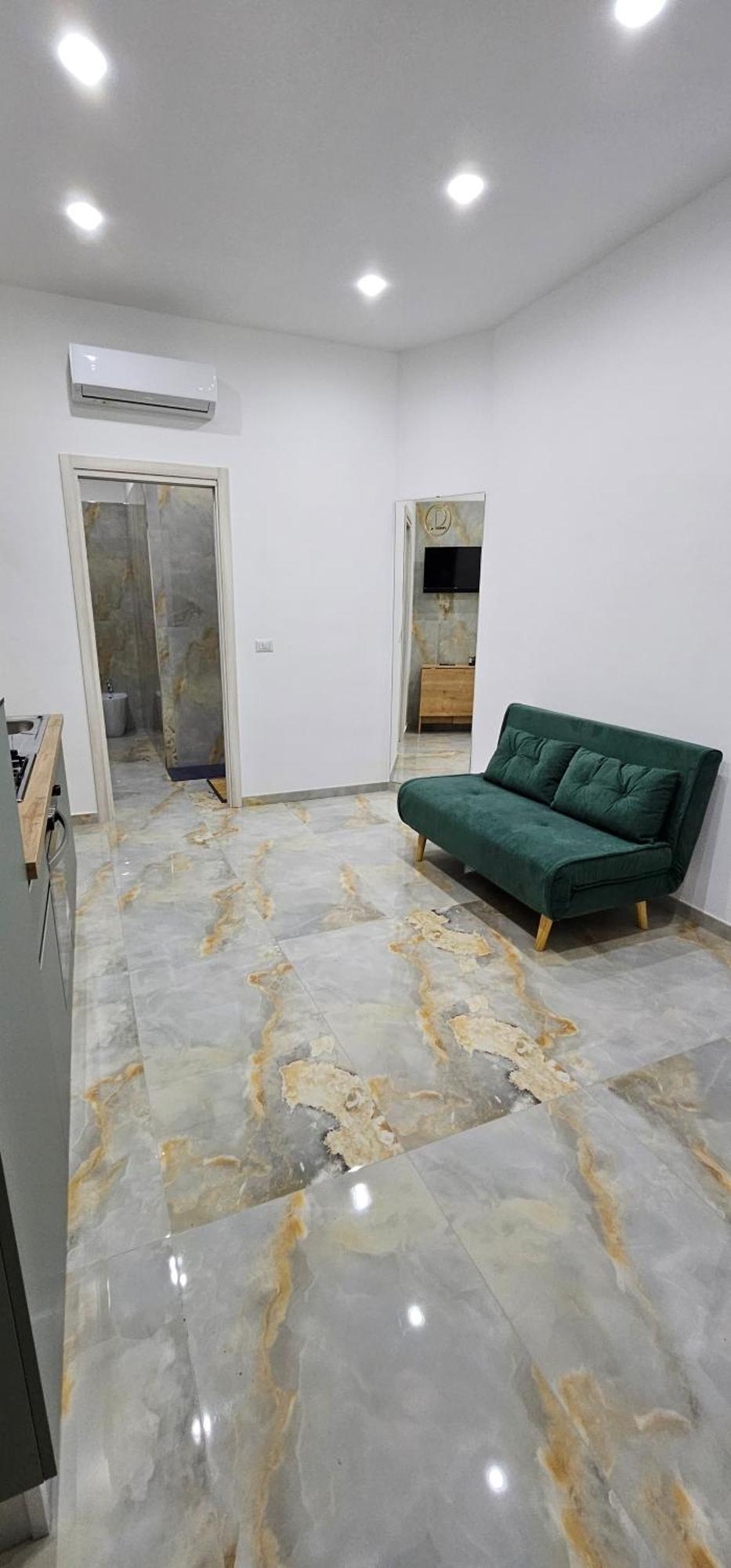Da Tonino Luxury * Naples
