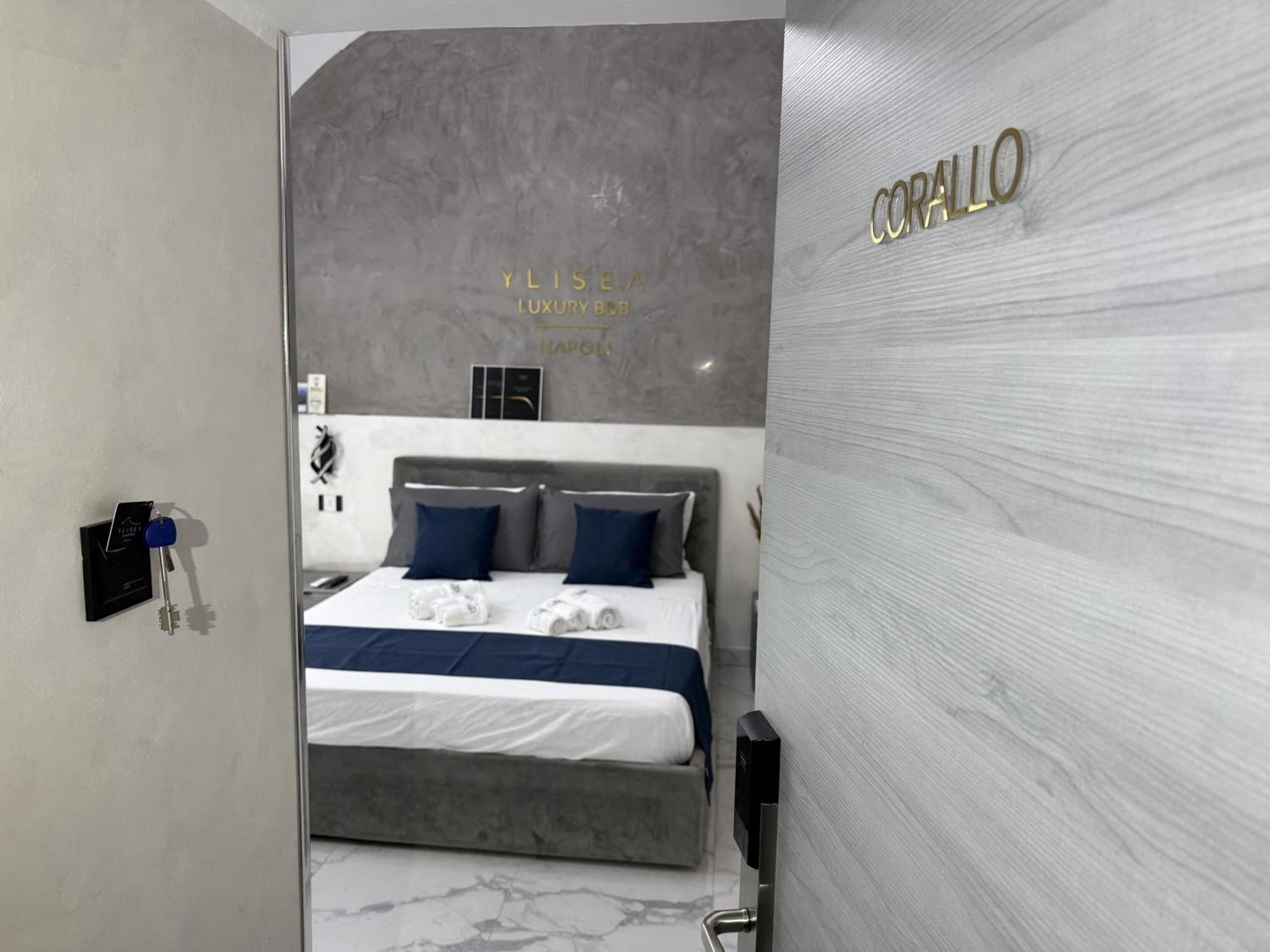 Ylisea Luxury * Naples