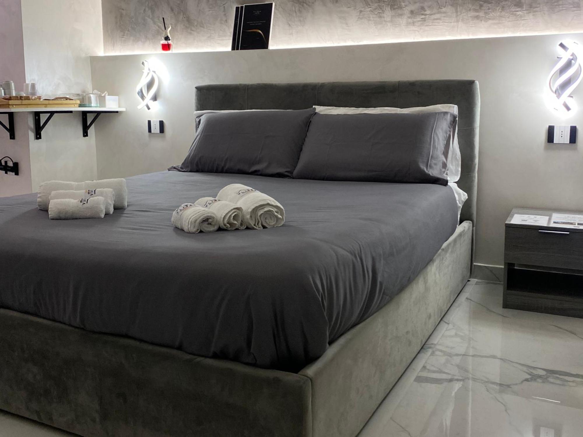 Ylisea Luxury Naples