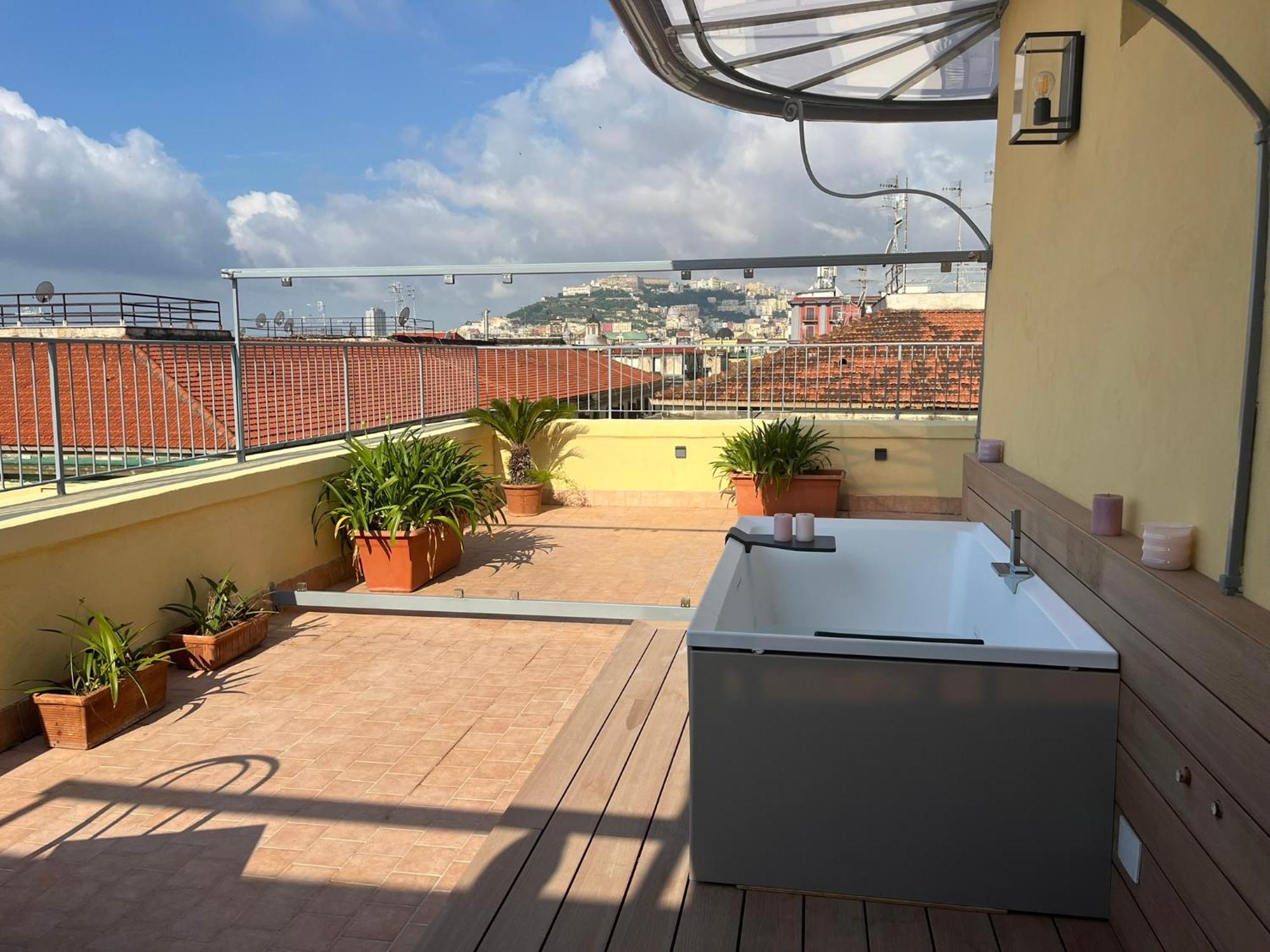 Daca Luxury * Naples