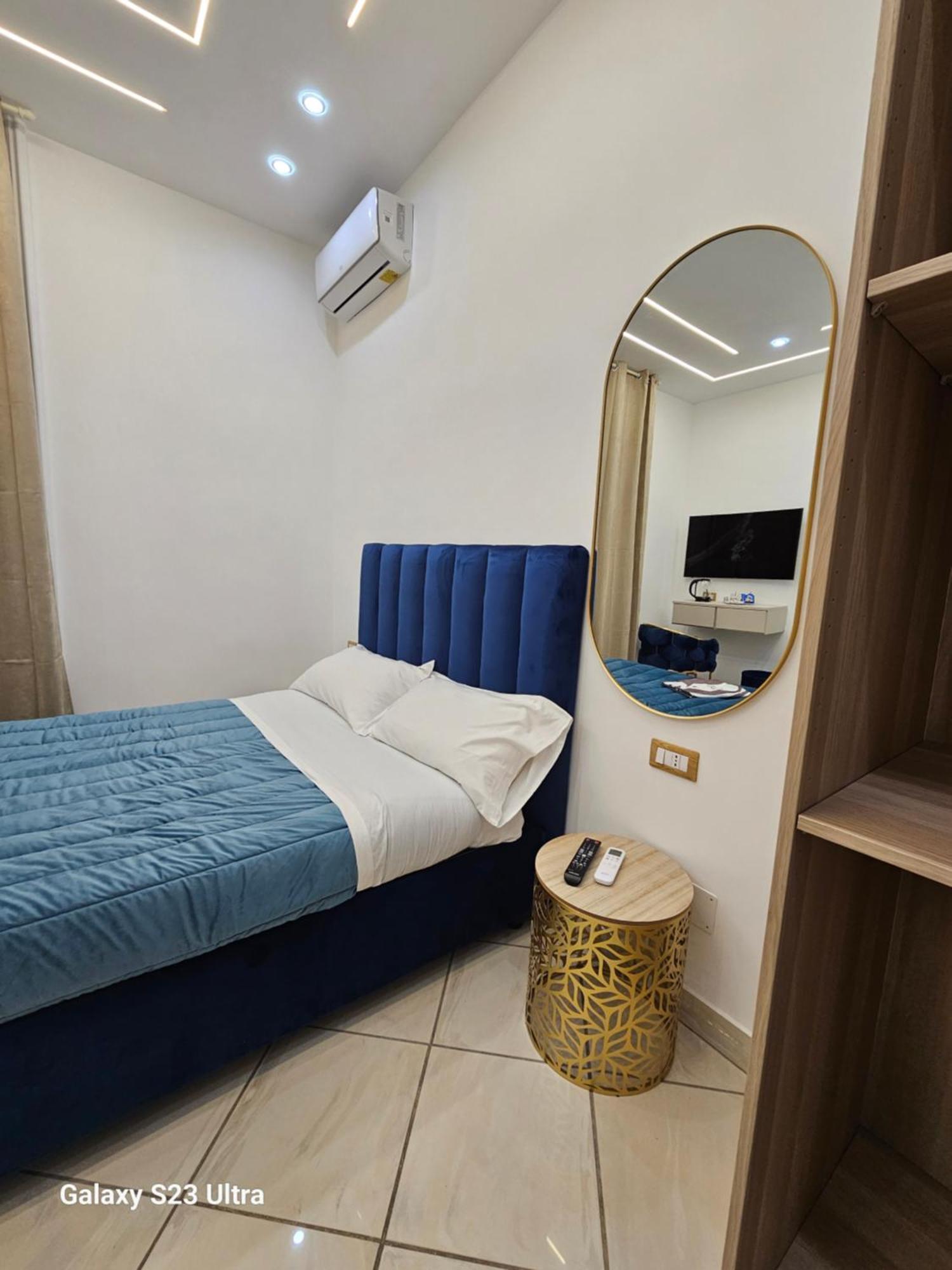Room&jacuzzi Guest house Naples
