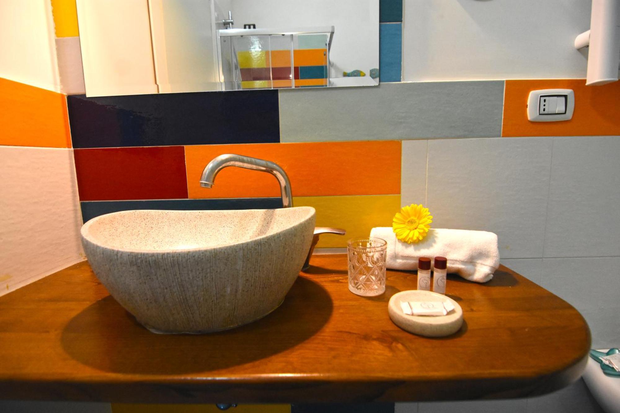 Sunrise Luxury 2* Naples