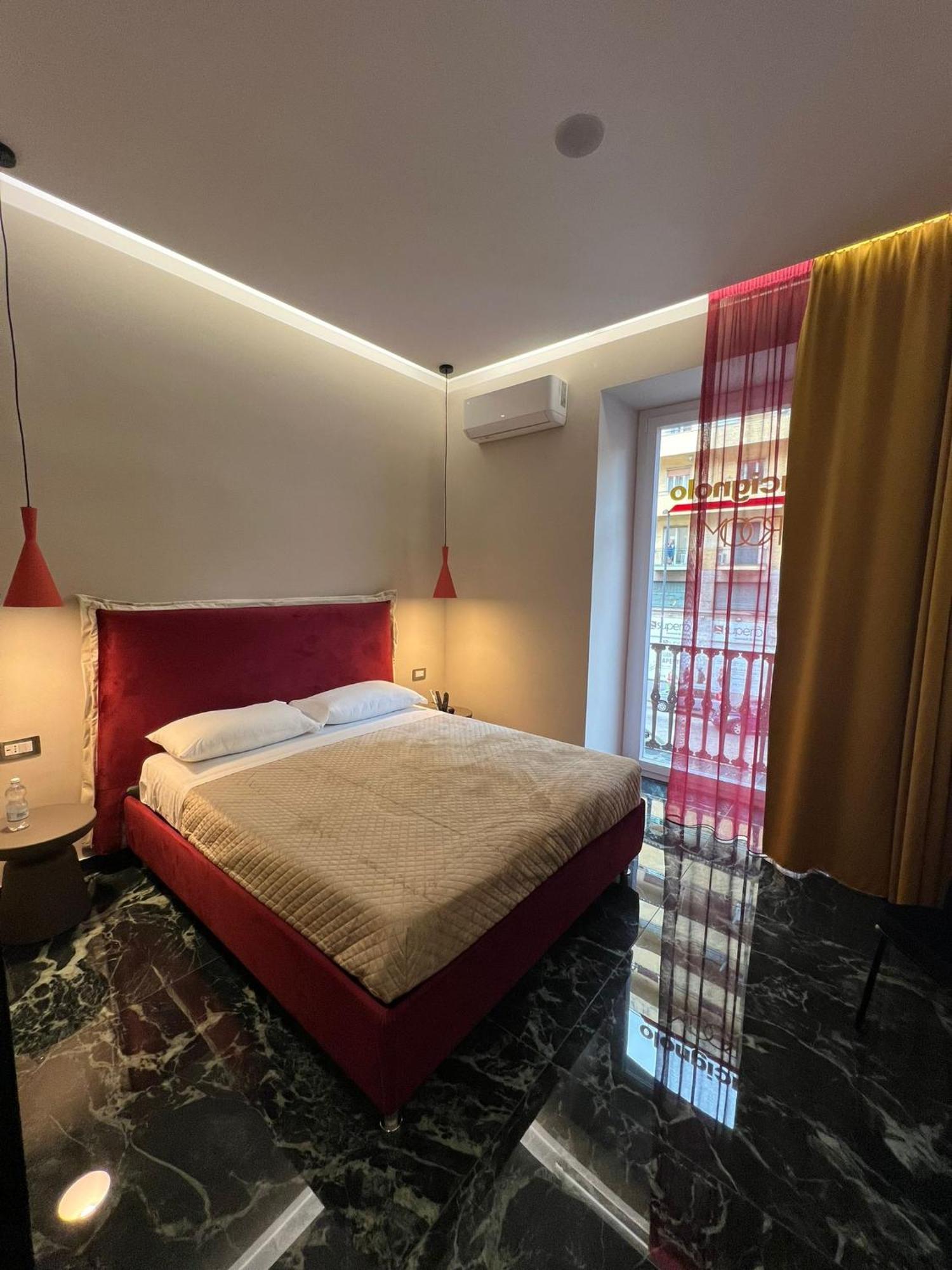 Lucignoloroom Stazione