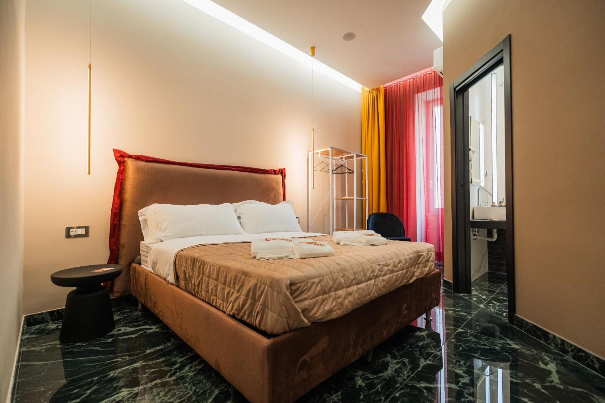 Lucignoloroom Stazione Guest house Naples
