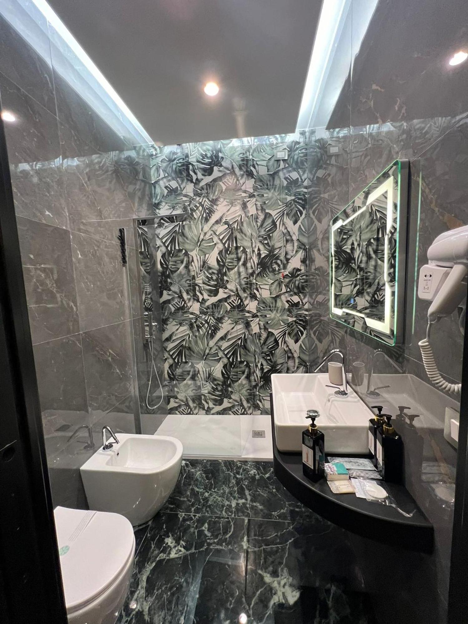 Lucignoloroom Stazione Guest house
