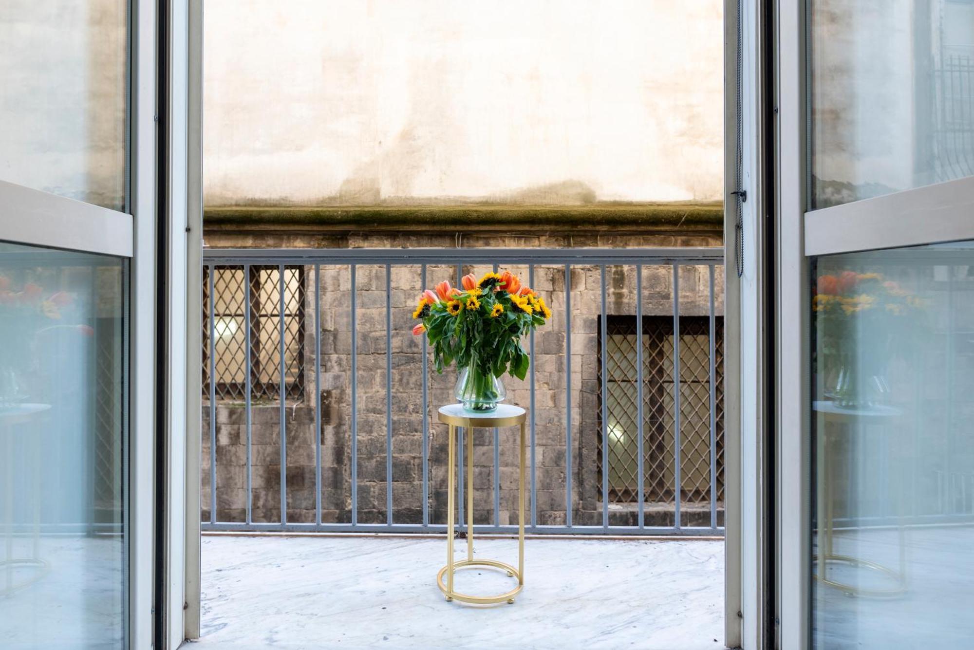 Centro, Dm Naples