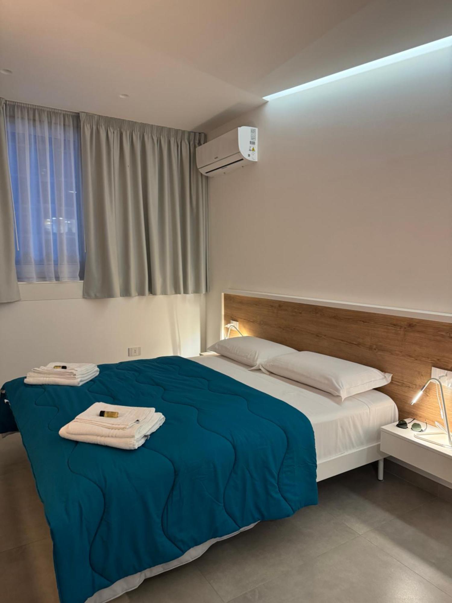Space Tower Bed & Breakfast Naples
