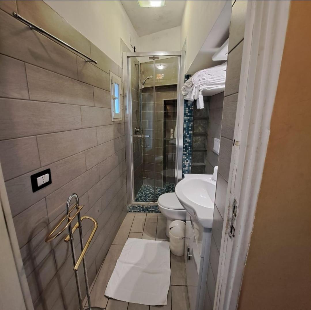 Guide Tour Apartment Naples