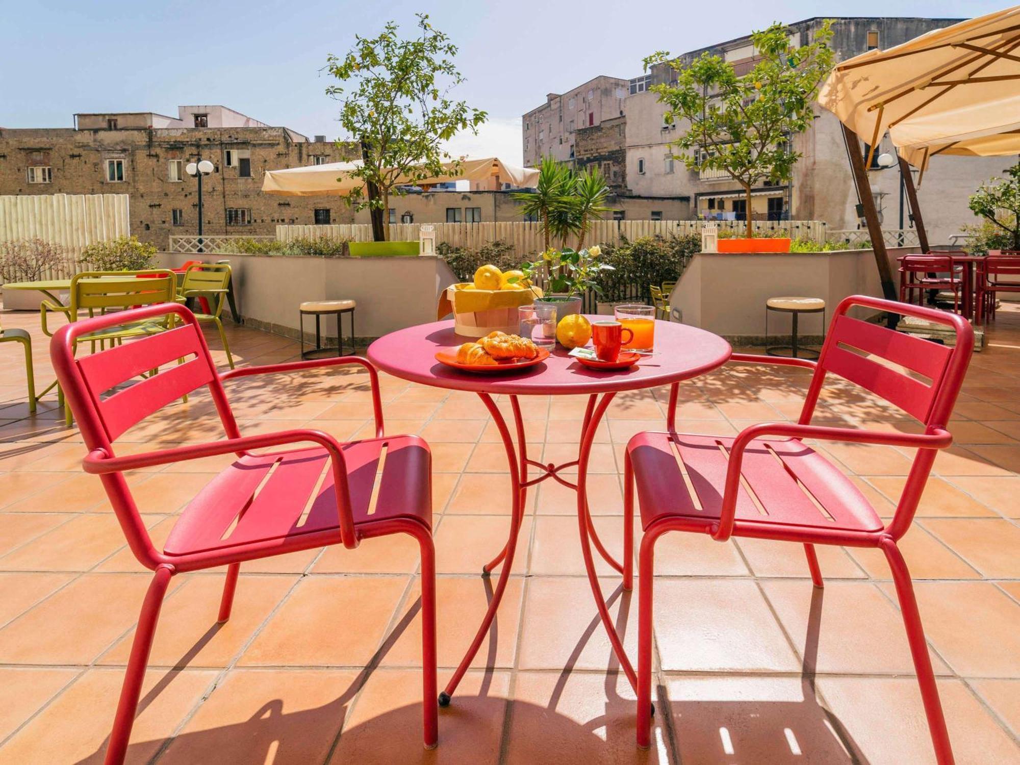 Hotel Ibis Styles Garibaldi Naples