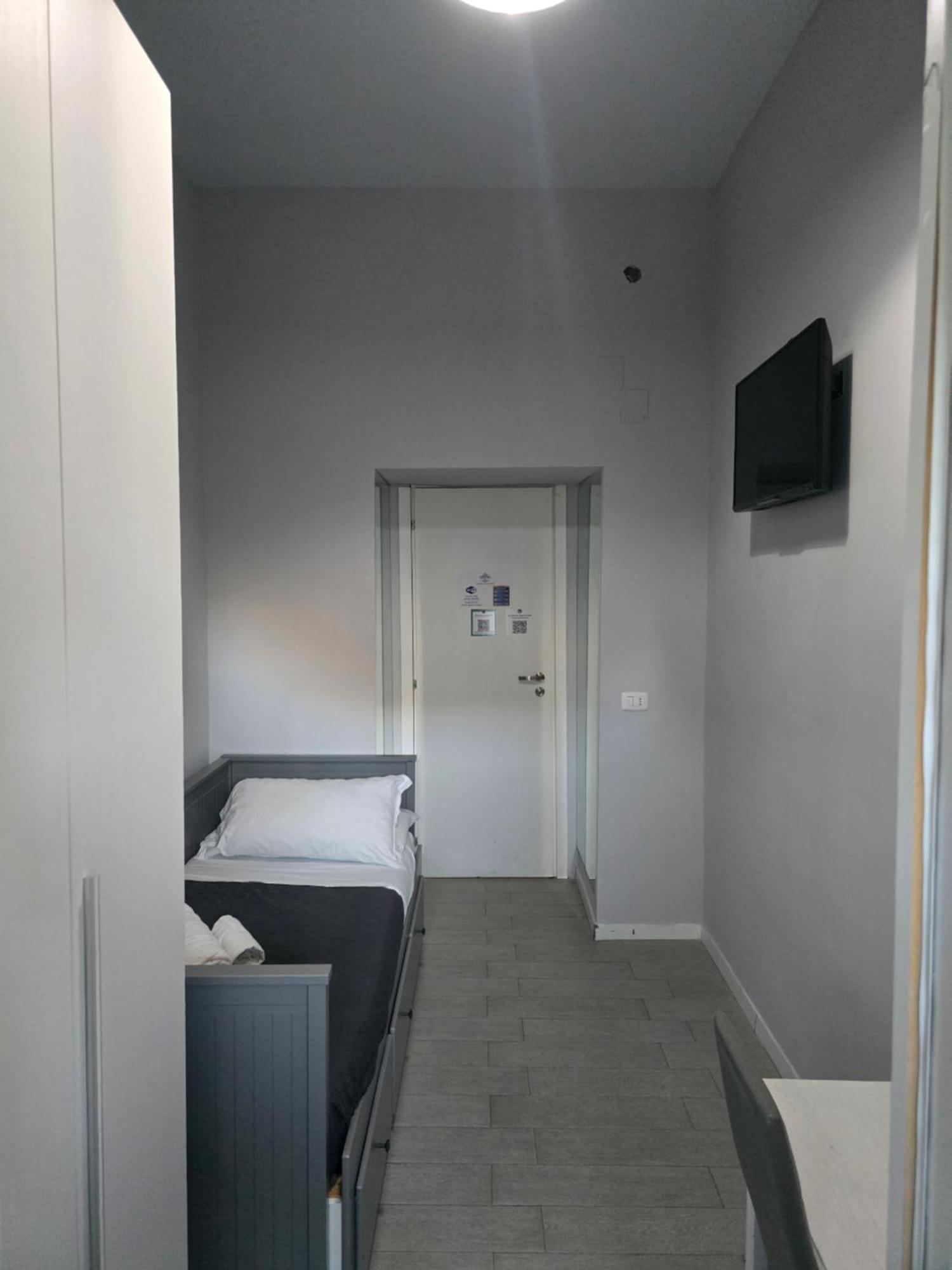 Guest house Esposito Plaza- & *