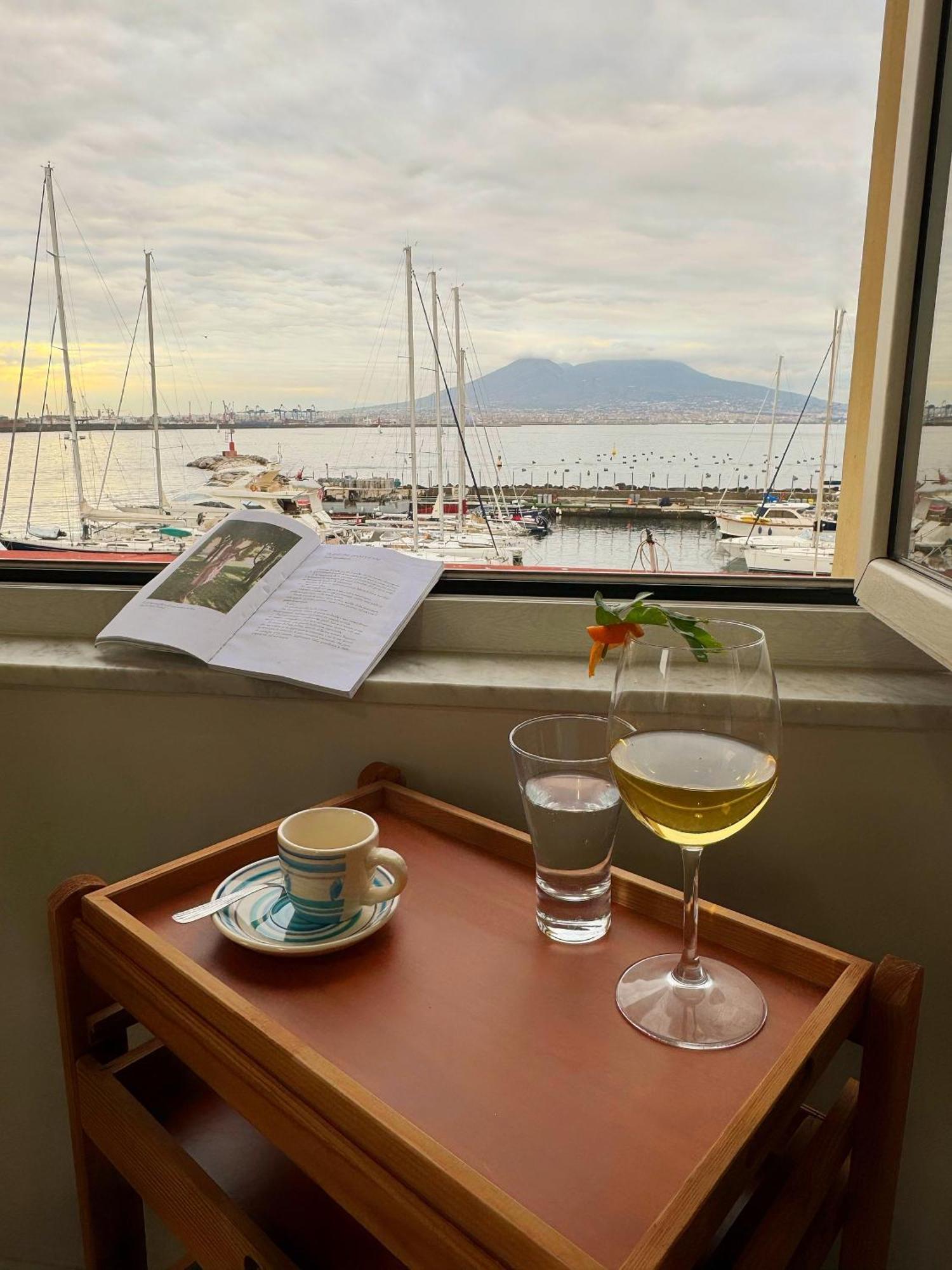 Laura House * Naples
