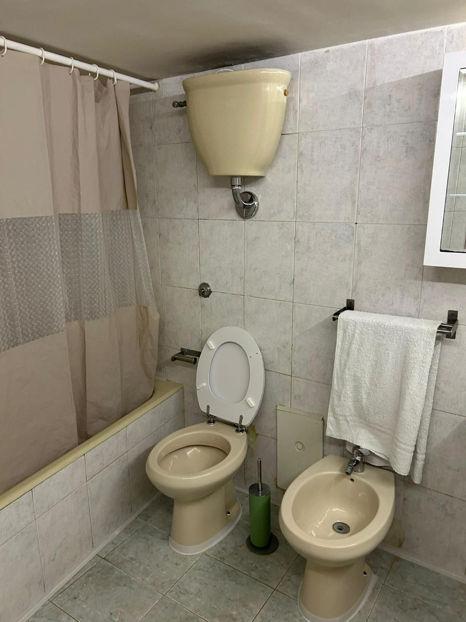Ai Baretti