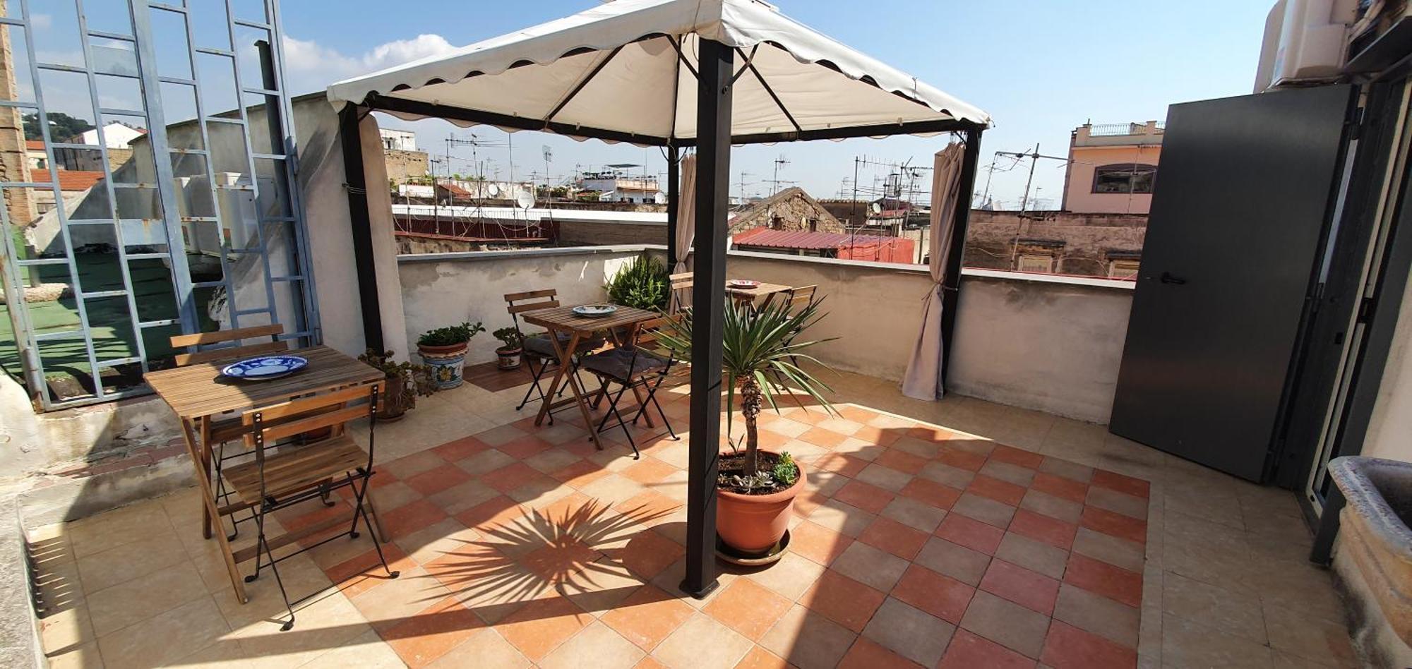 Il Miracolo 2* Naples