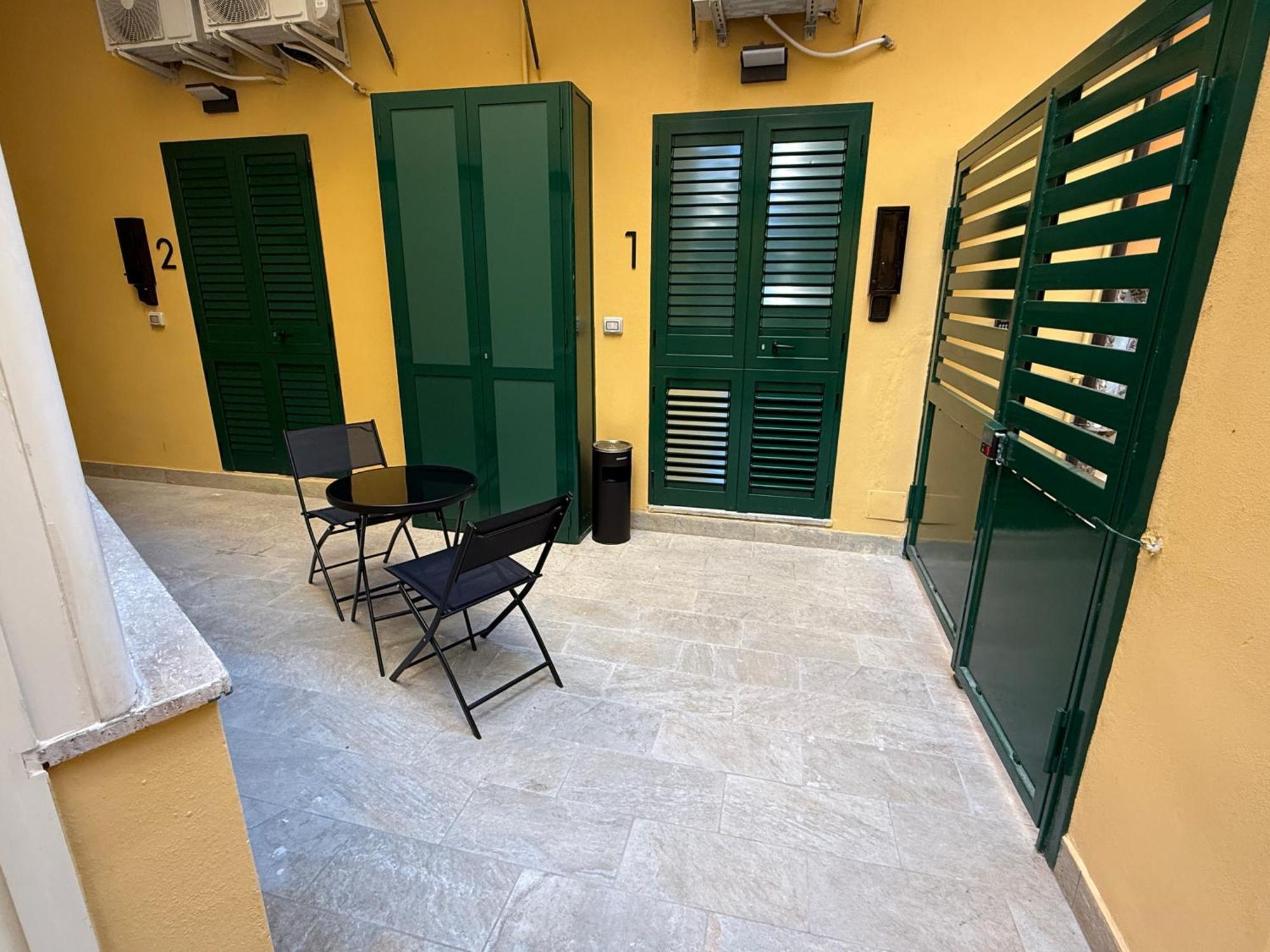 In - Arenaccia 211 And Naples