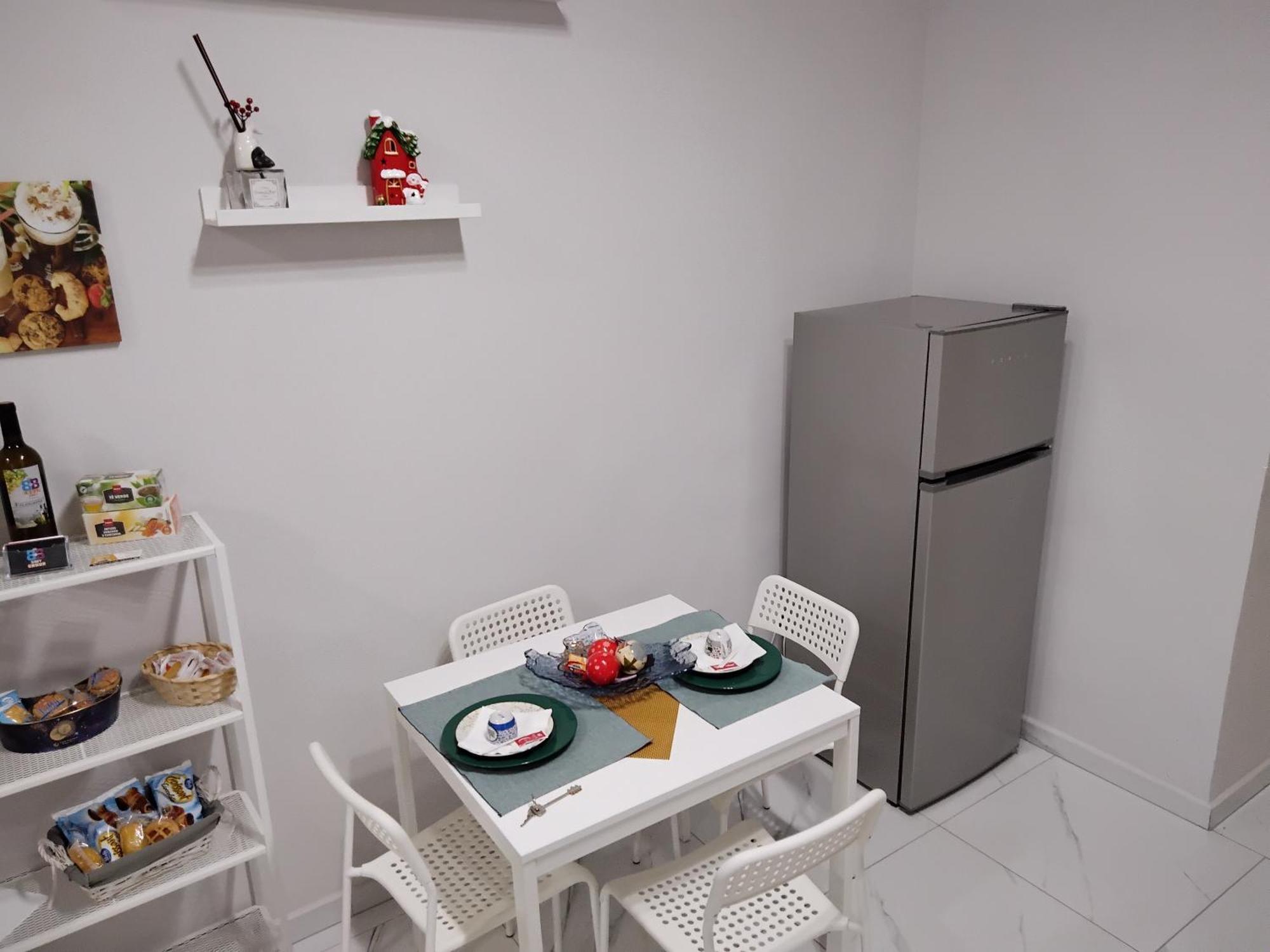 Simy3 Naples