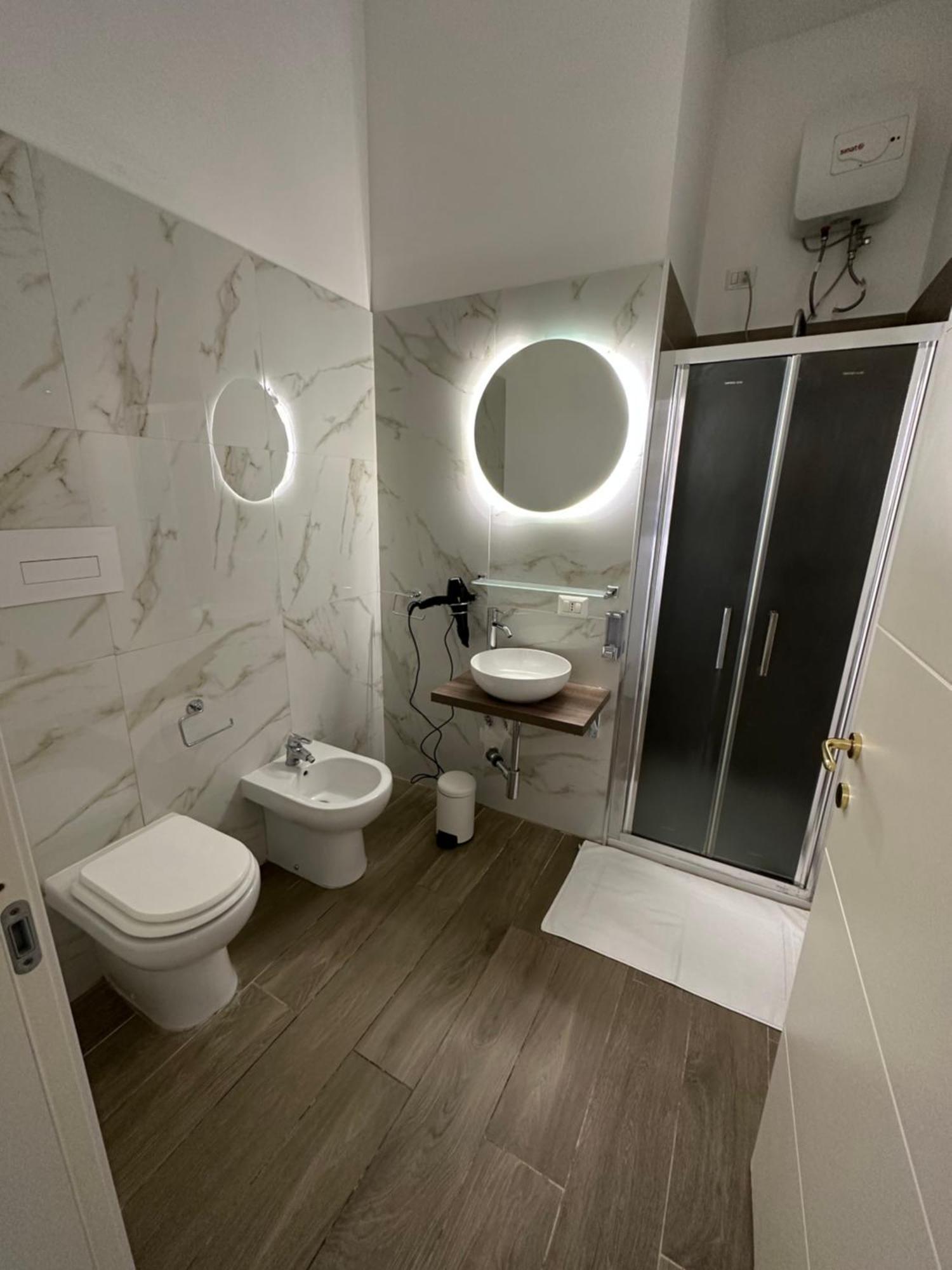 Vener Luxury *