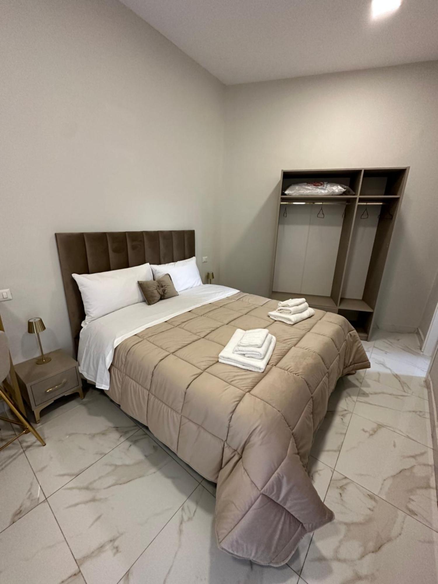 Vener Luxury Naples